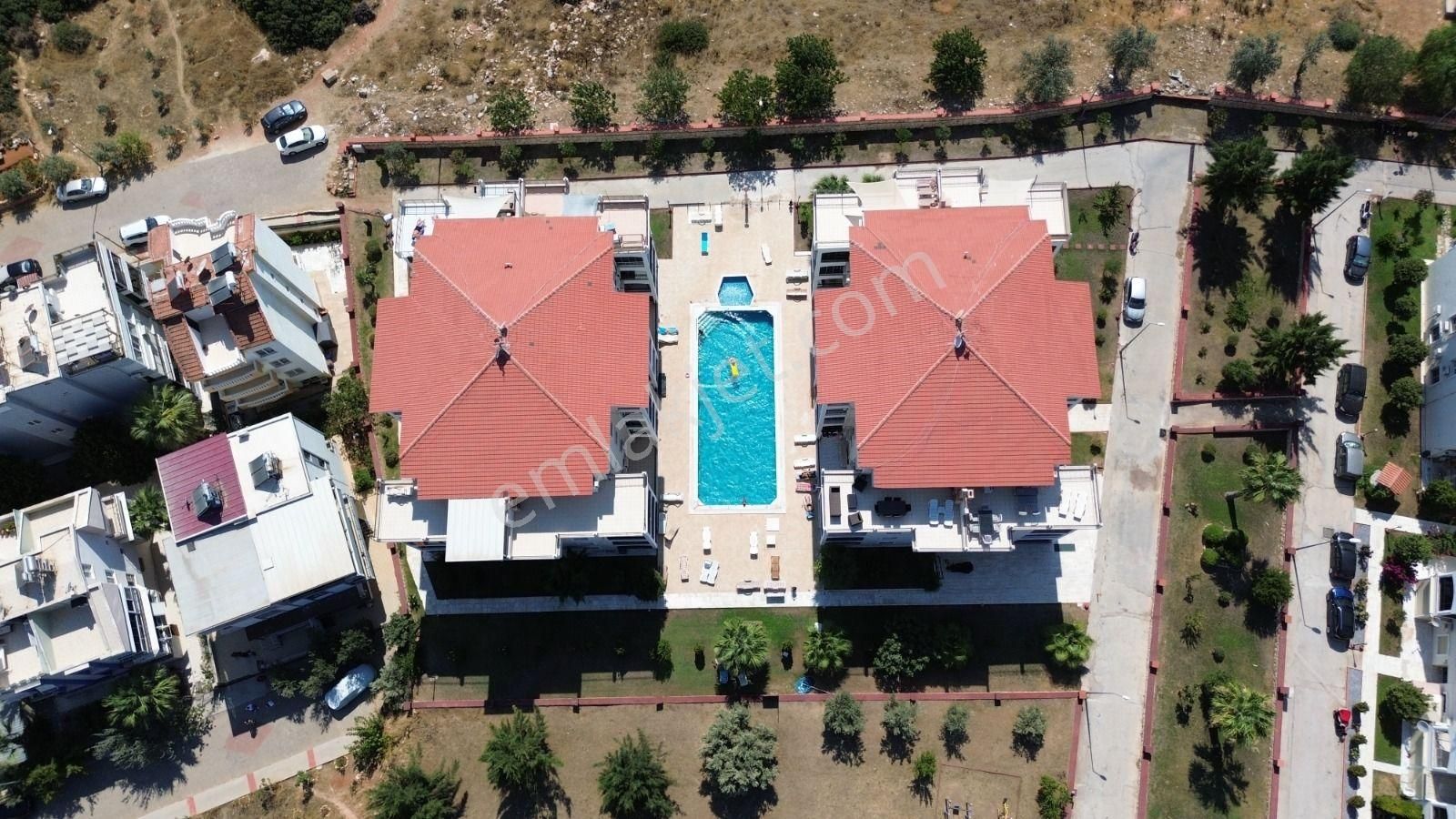 Didim Efeler'de Plajlara Yakın,24 Saat Güvenlikli Sitede 3+1 Daire - Görsel 34