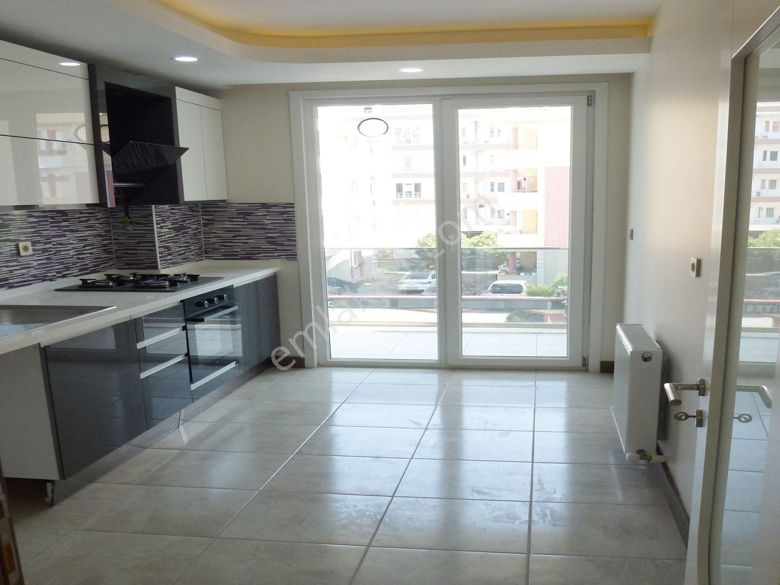 Beylikdüzü Cumhuriyet Mahallesi Gezgen İnşaat'tan 2+1 Satılık Daire - Görsel 12