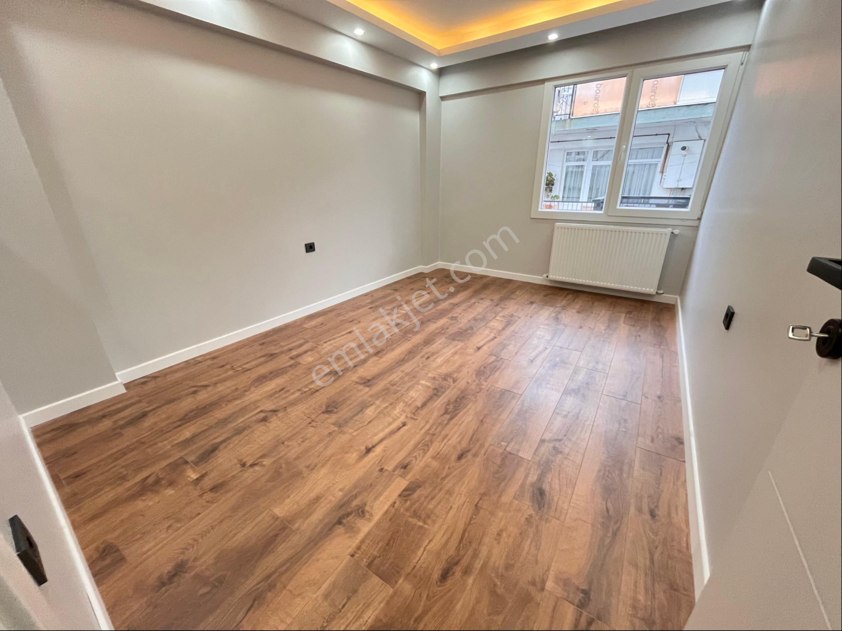 Hatay Nokta Yakınında 3+1 Lüks Dekorlu Arakat Köşe Daire - Görsel 19