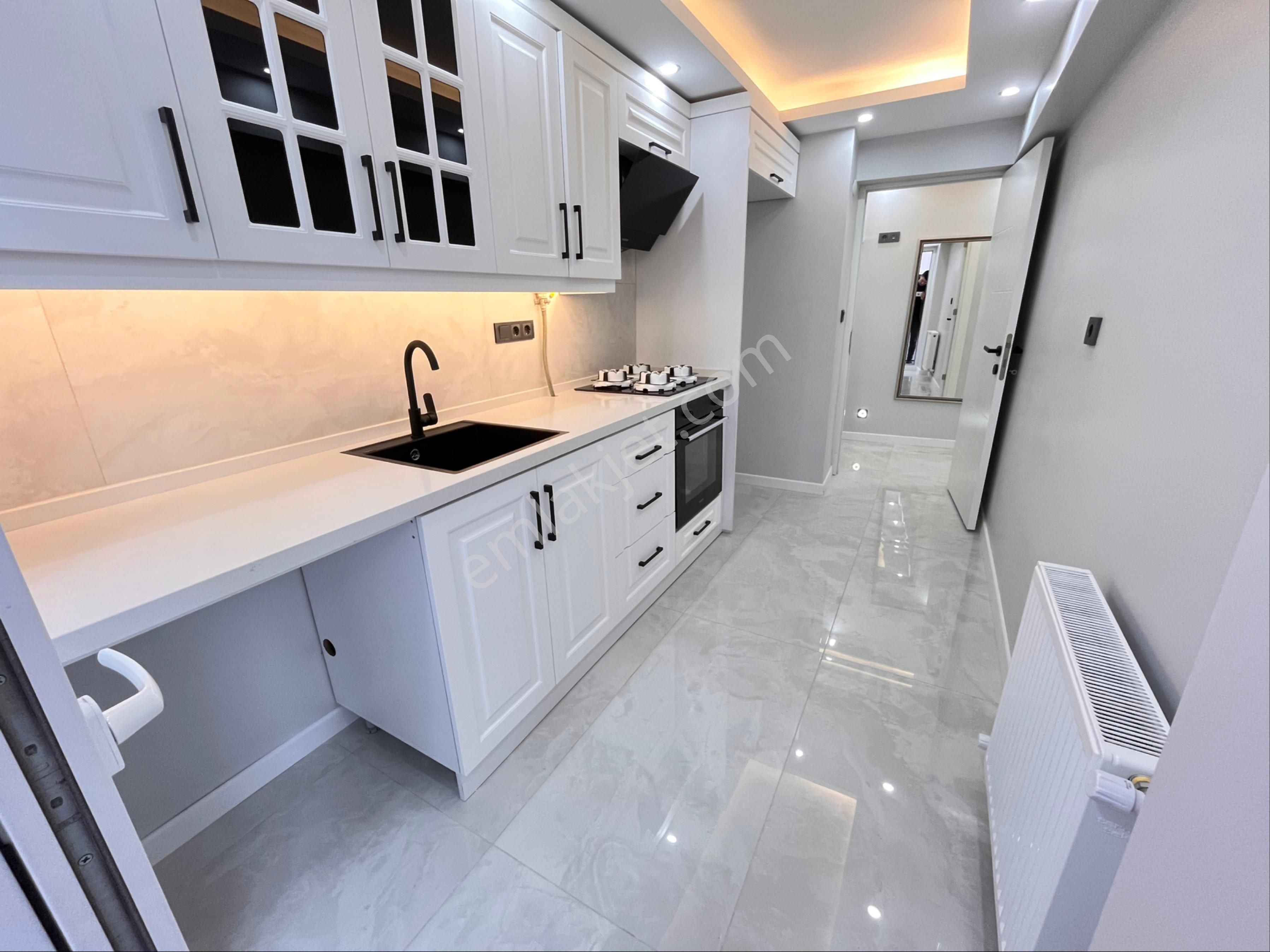 Hatay Nokta Yakınında 3+1 Lüks Dekorlu Arakat Köşe Daire - Görsel 9