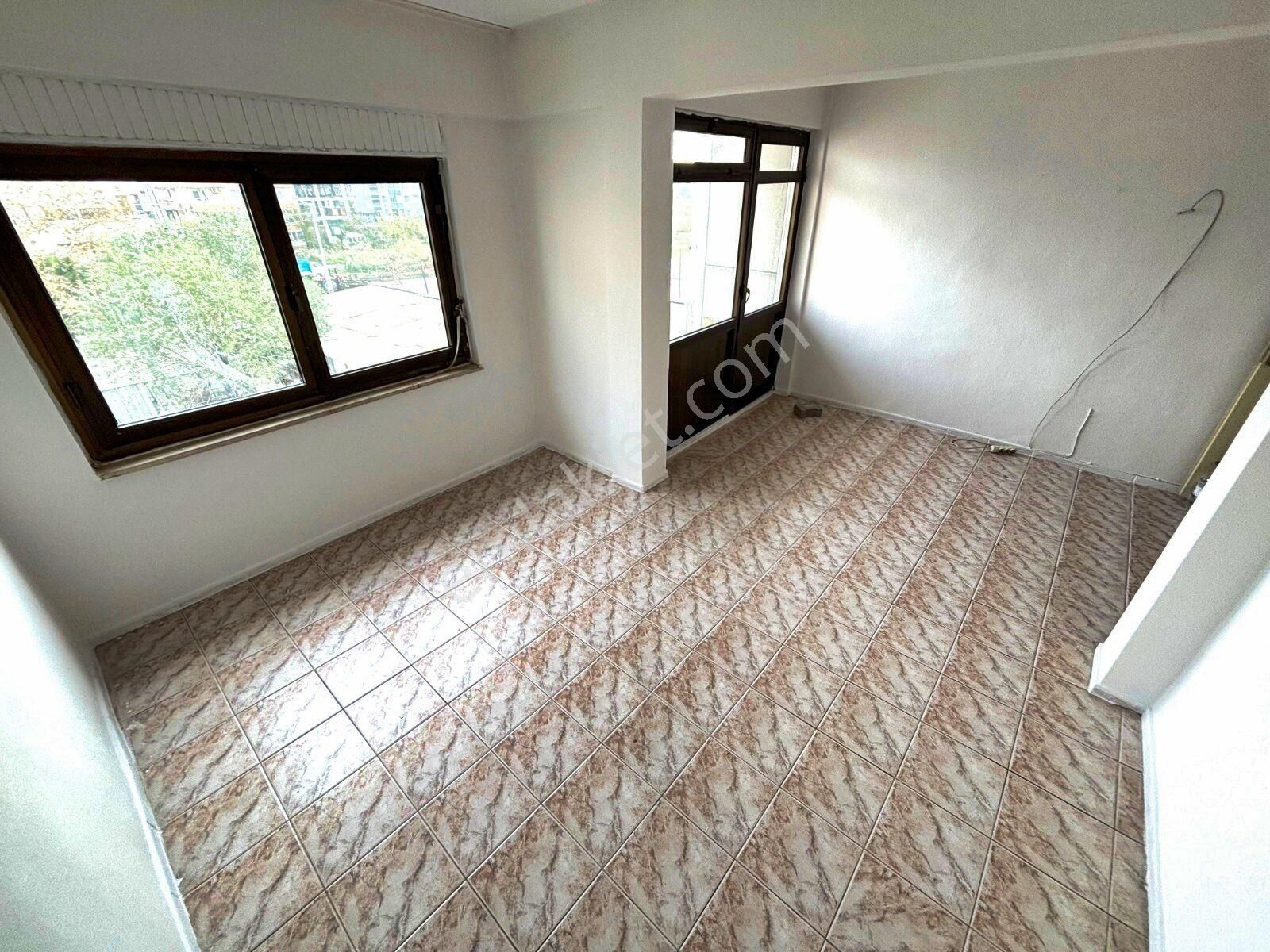 🛑🛑aktif'ten Altınkum Merkezde Satılık Denize 100mt Çift Balkonlu Ferah 2+1daire - Görsel 3