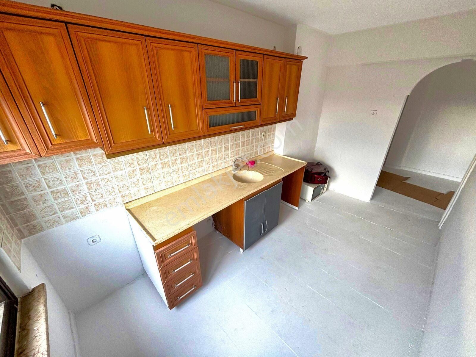 🛑🛑aktif'ten Altınkum Merkezde Satılık Denize 100mt Çift Balkonlu Ferah 2+1daire