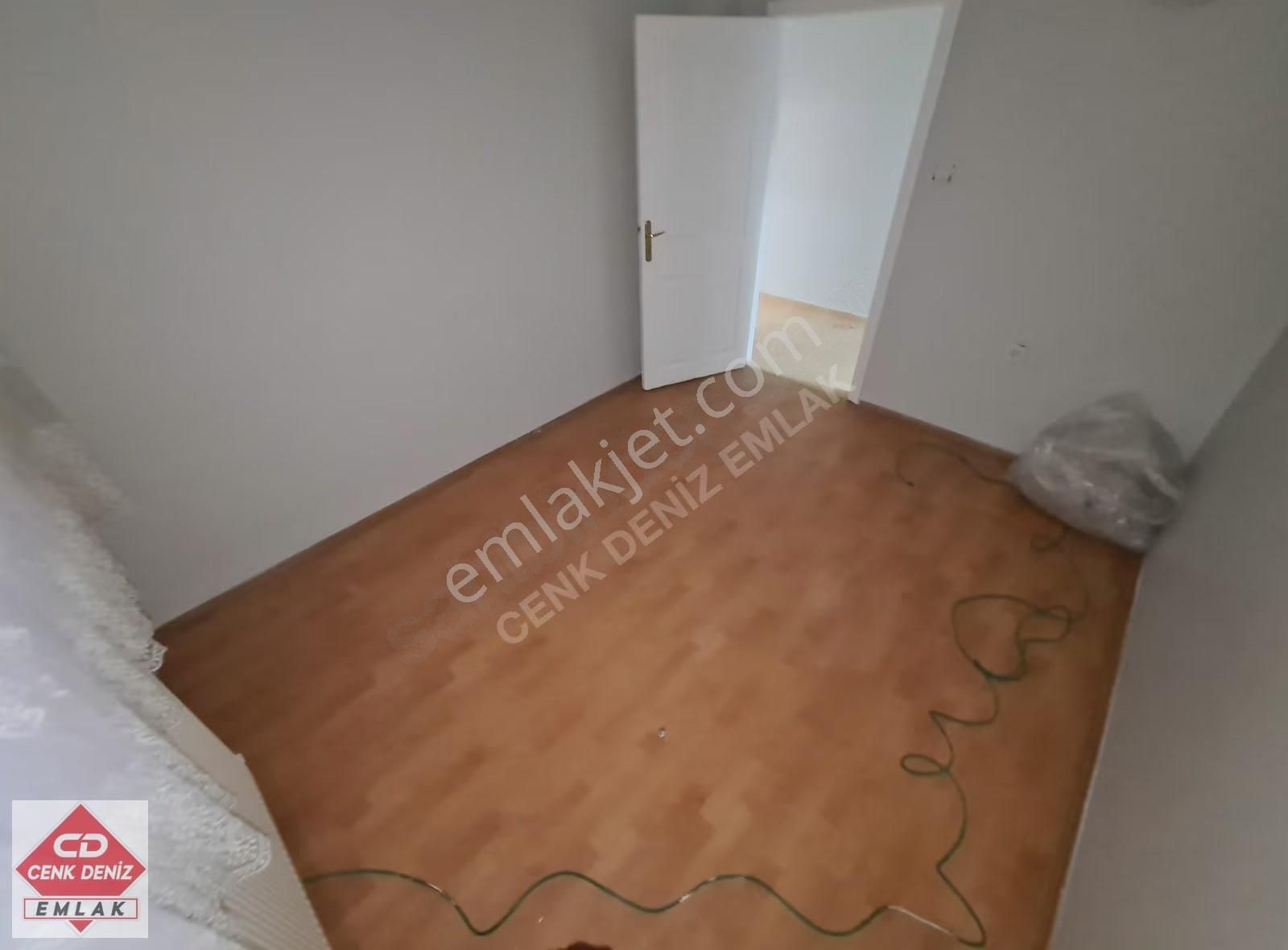 Özlem Cad. & Selim Cad. Arasında Yapılı Kat Konumlu Kiralık 3+1 - Görsel 17
