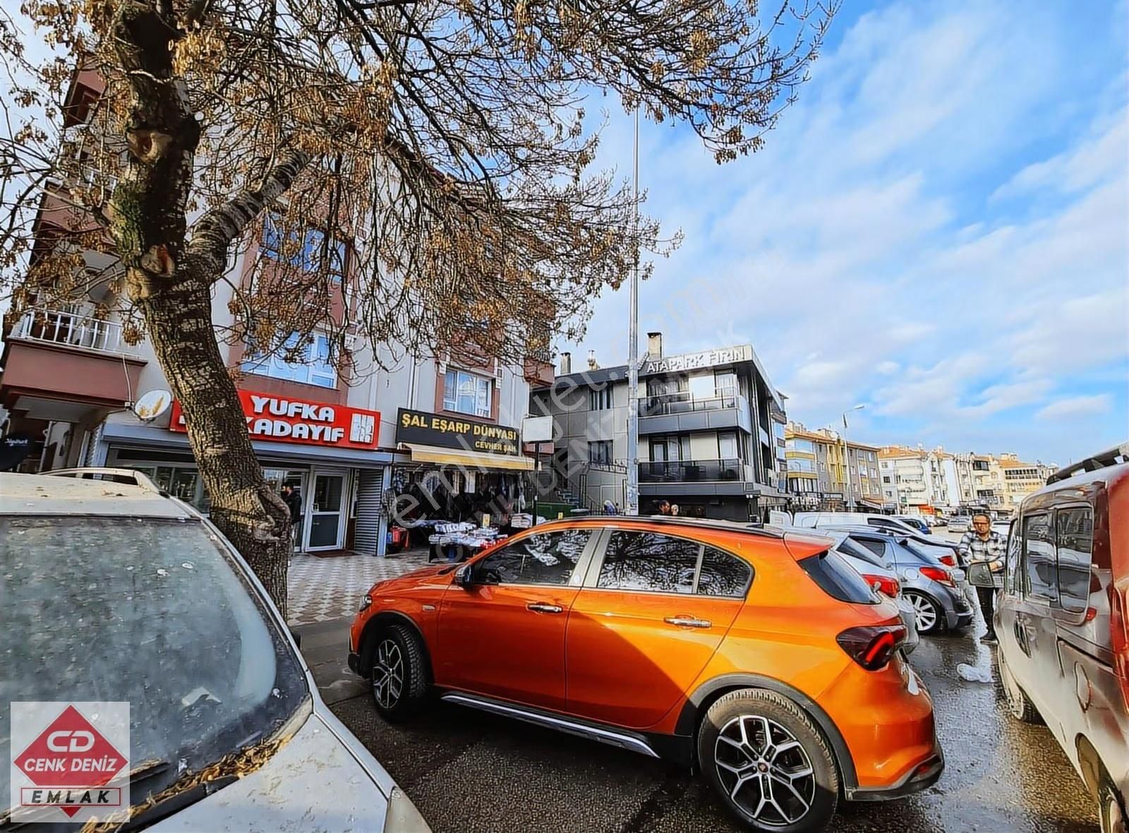 Atapark Cad. Bölgenin En Genişlerinden Ultra Luks Yapılı 3+1 - Görsel 5