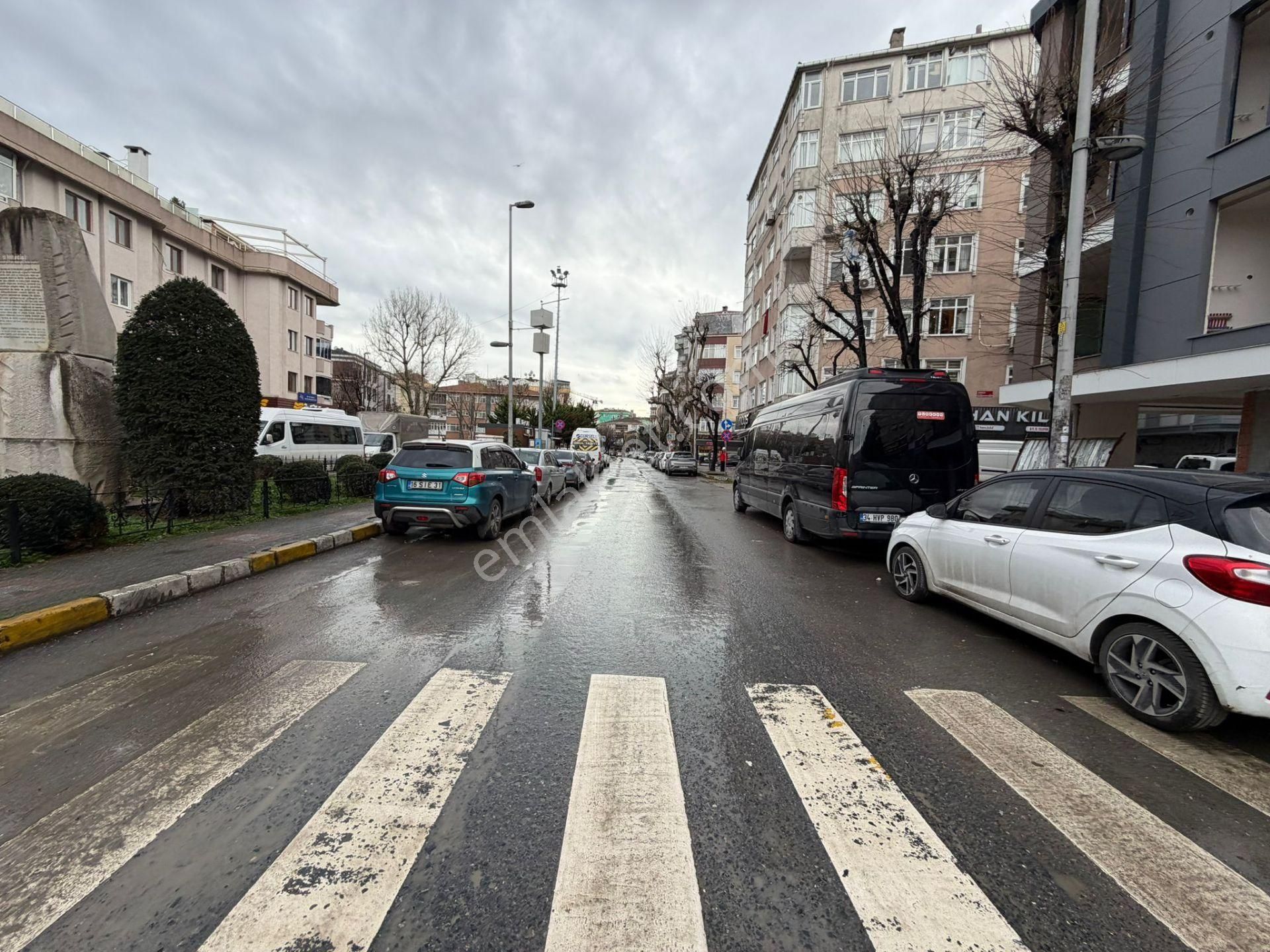 B.evler Ferit Selim Paşa Caddesi Üzeri 2 Katlı Depolu Dükkan - Görsel 6