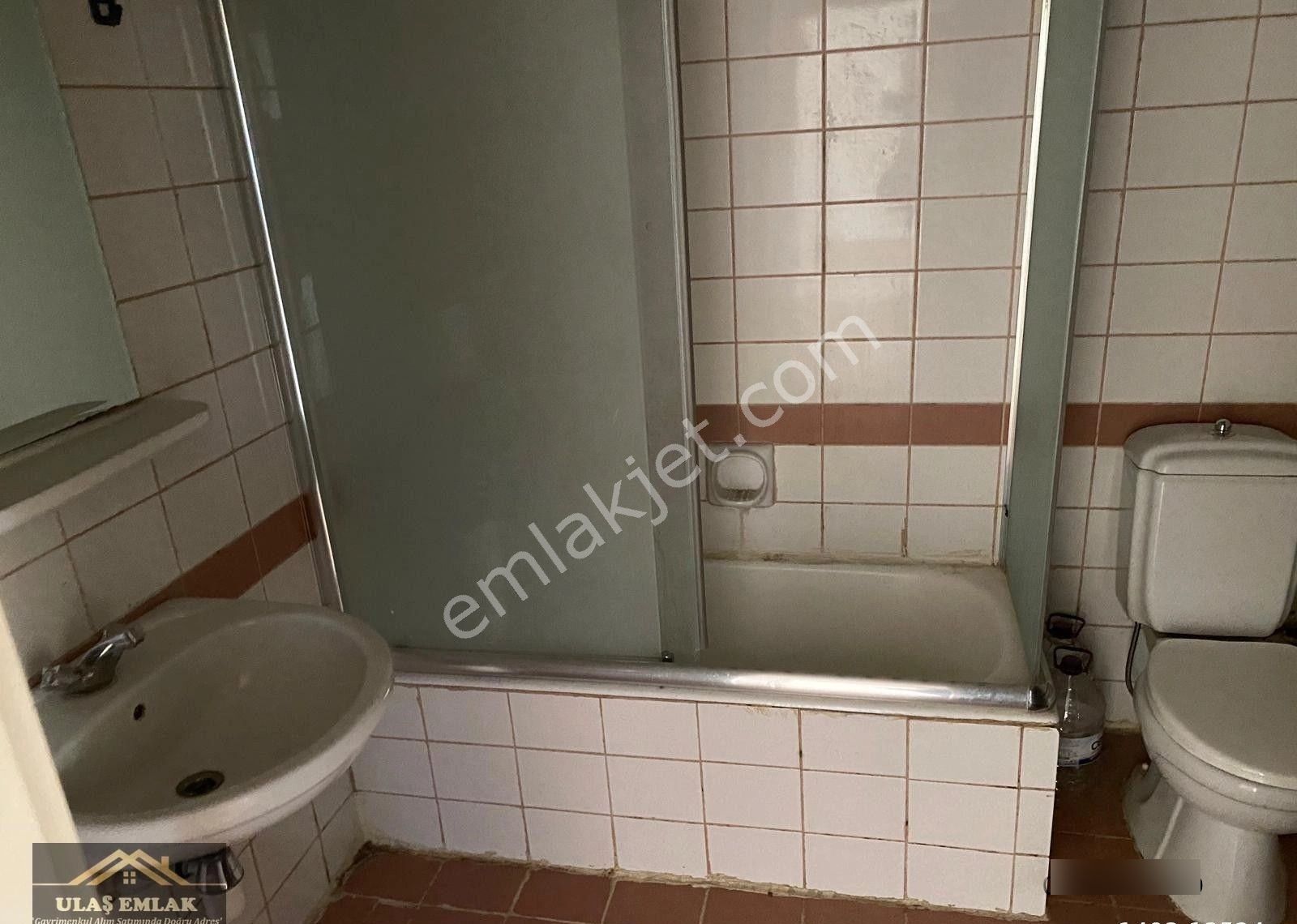 Ulaş Emlak Elvankent Banka Bloklarında Üç Cepheli - Görsel 17