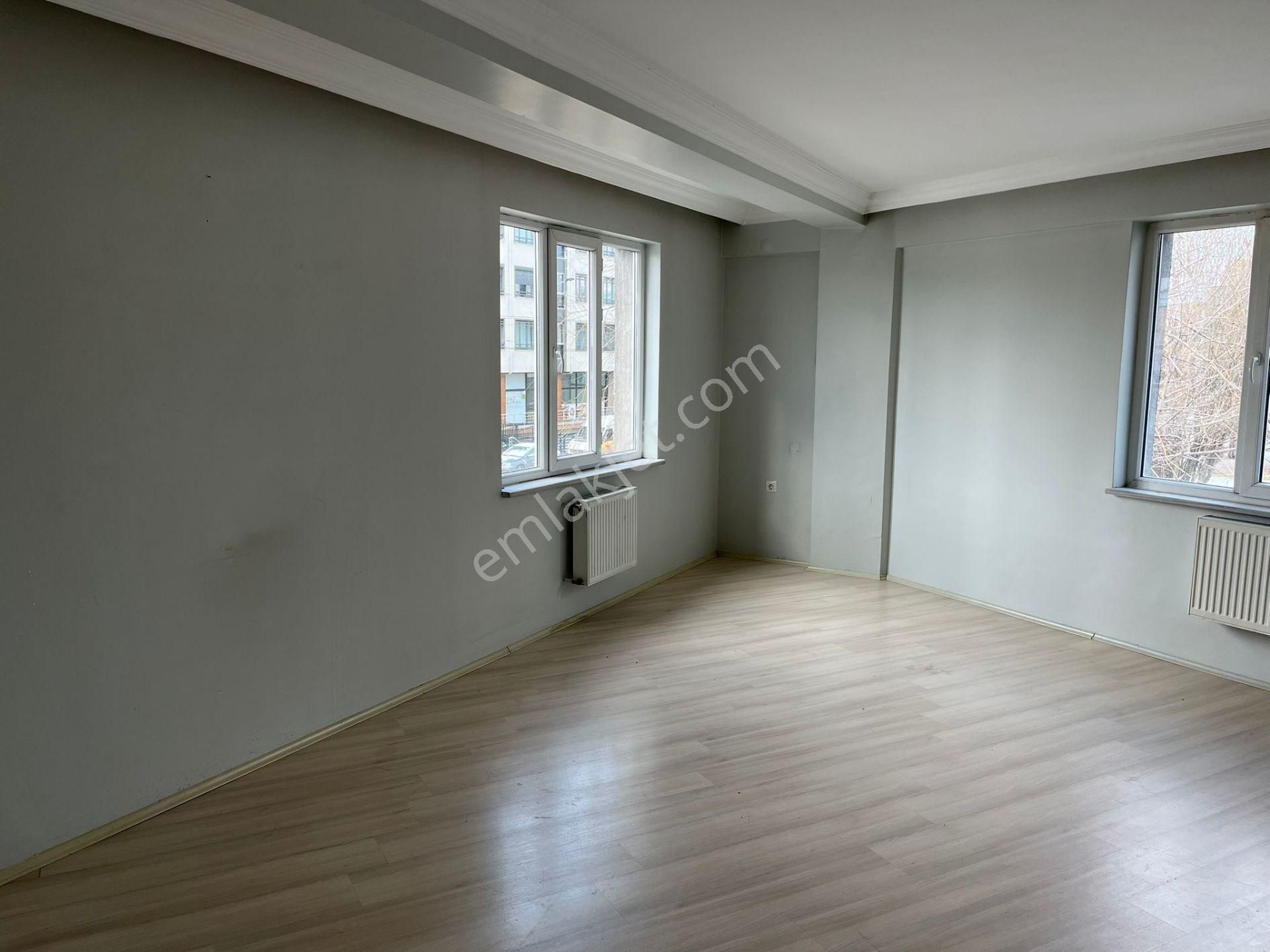 Century 21 Vizyondan Çamlıca Mahallesinde Satılık 3+1 Daire - Görsel 3