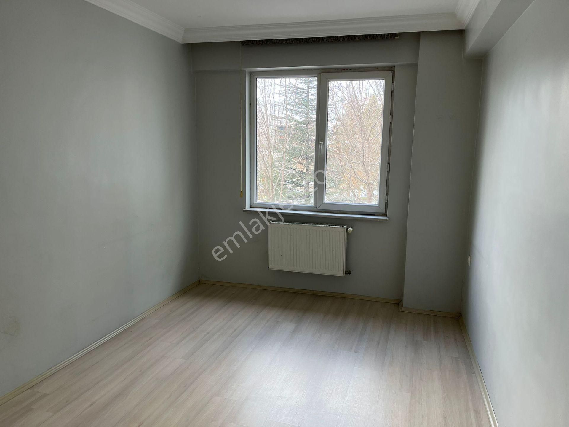 Century 21 Vizyondan Çamlıca Mahallesinde Satılık 3+1 Daire - Görsel 11