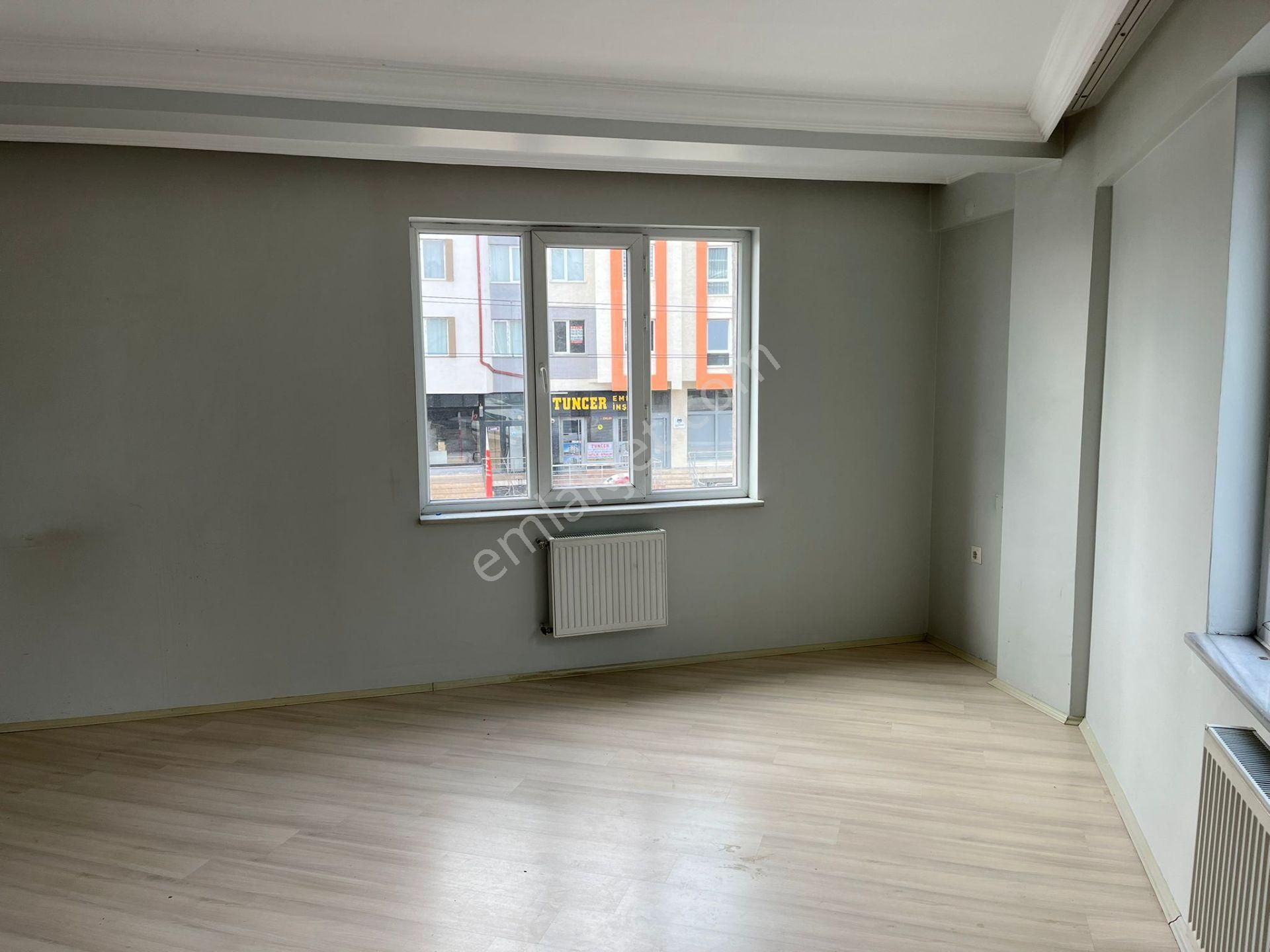 Century 21 Vizyondan Çamlıca Mahallesinde Satılık 3+1 Daire - Görsel 4