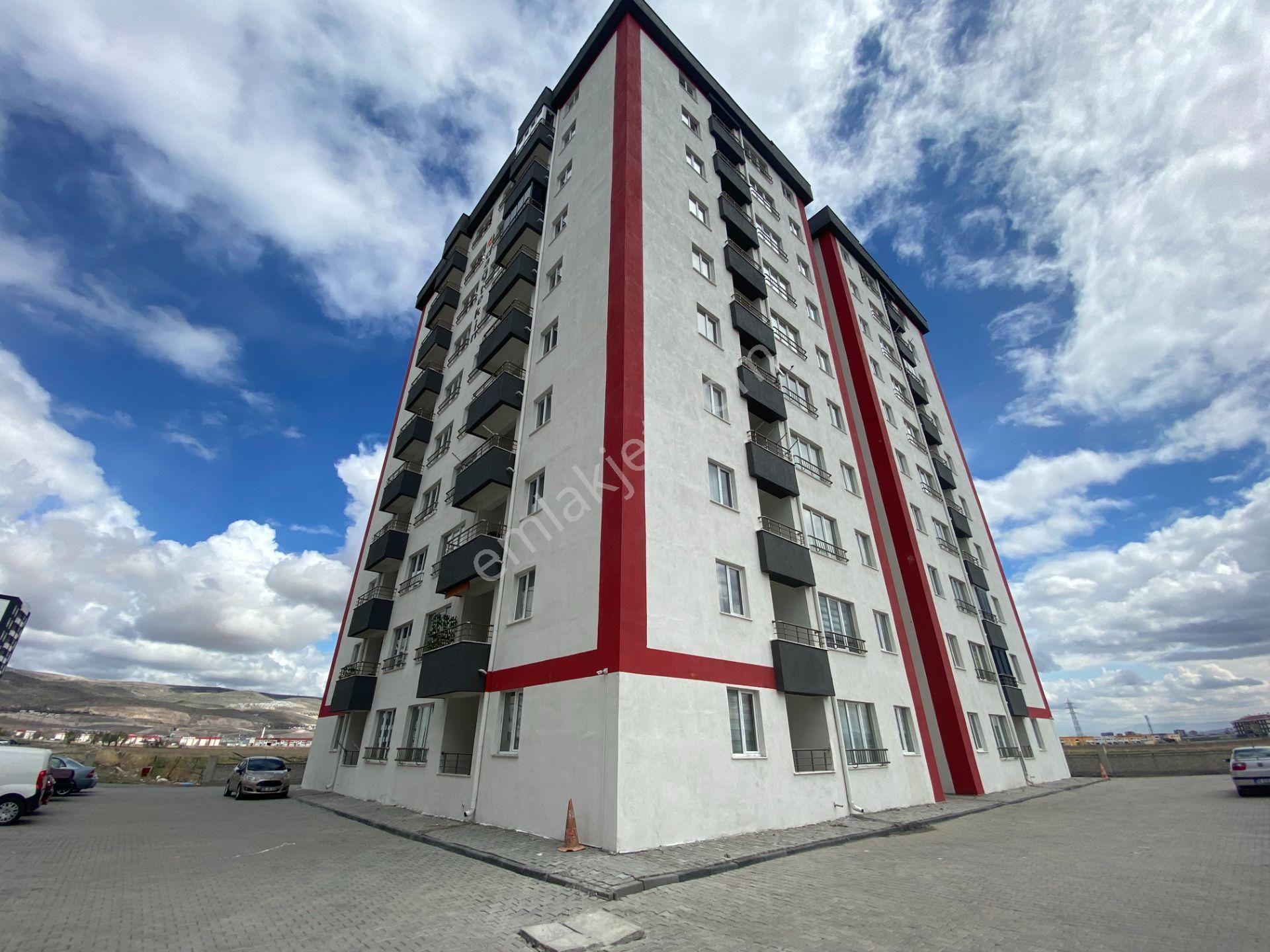 Global Emlak Şehir Hastanesi Karşısı Satılık 2.5+1 Kiracılı