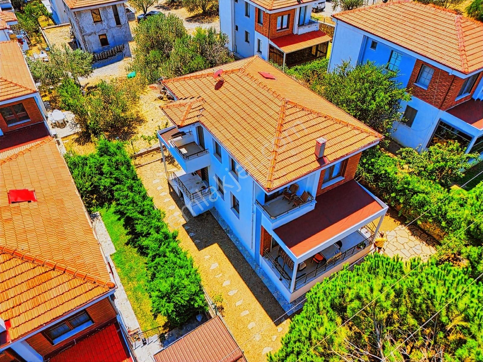 ~intaland Sevgi Köyünde Müstakil 4+1 Müstakil Villamız~ - Görsel 16