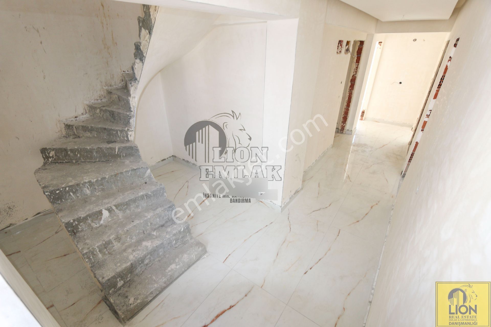 🟨⬛lıon Emlak'tan Çınarlı Mahallesinde 3+1 Fırsat Dubleks⬛🟨 - Görsel 22