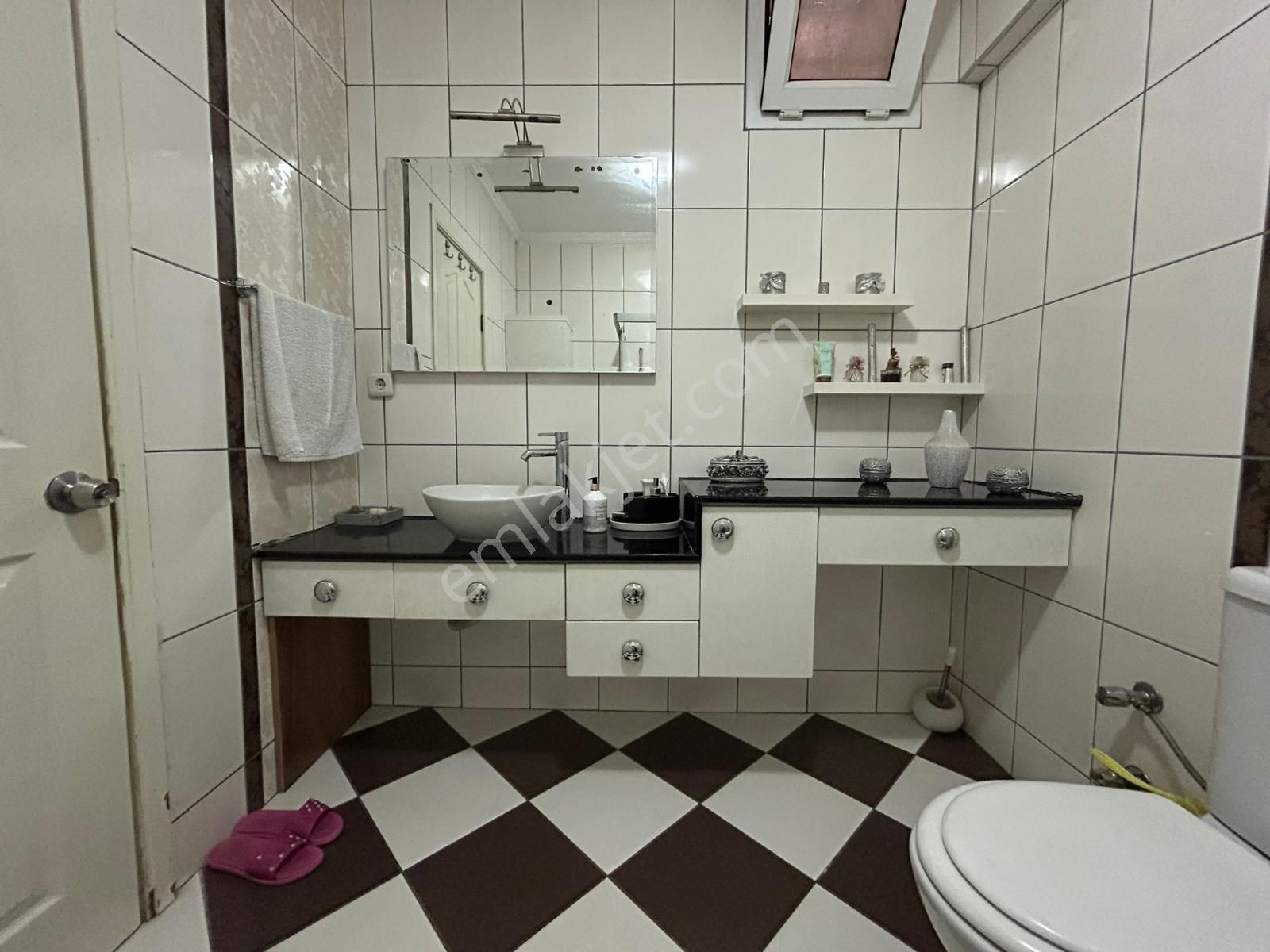 Goldhouse Dan Satılık Tuzla Mahallesinde 240 M2 5+1 Daire - Görsel 15
