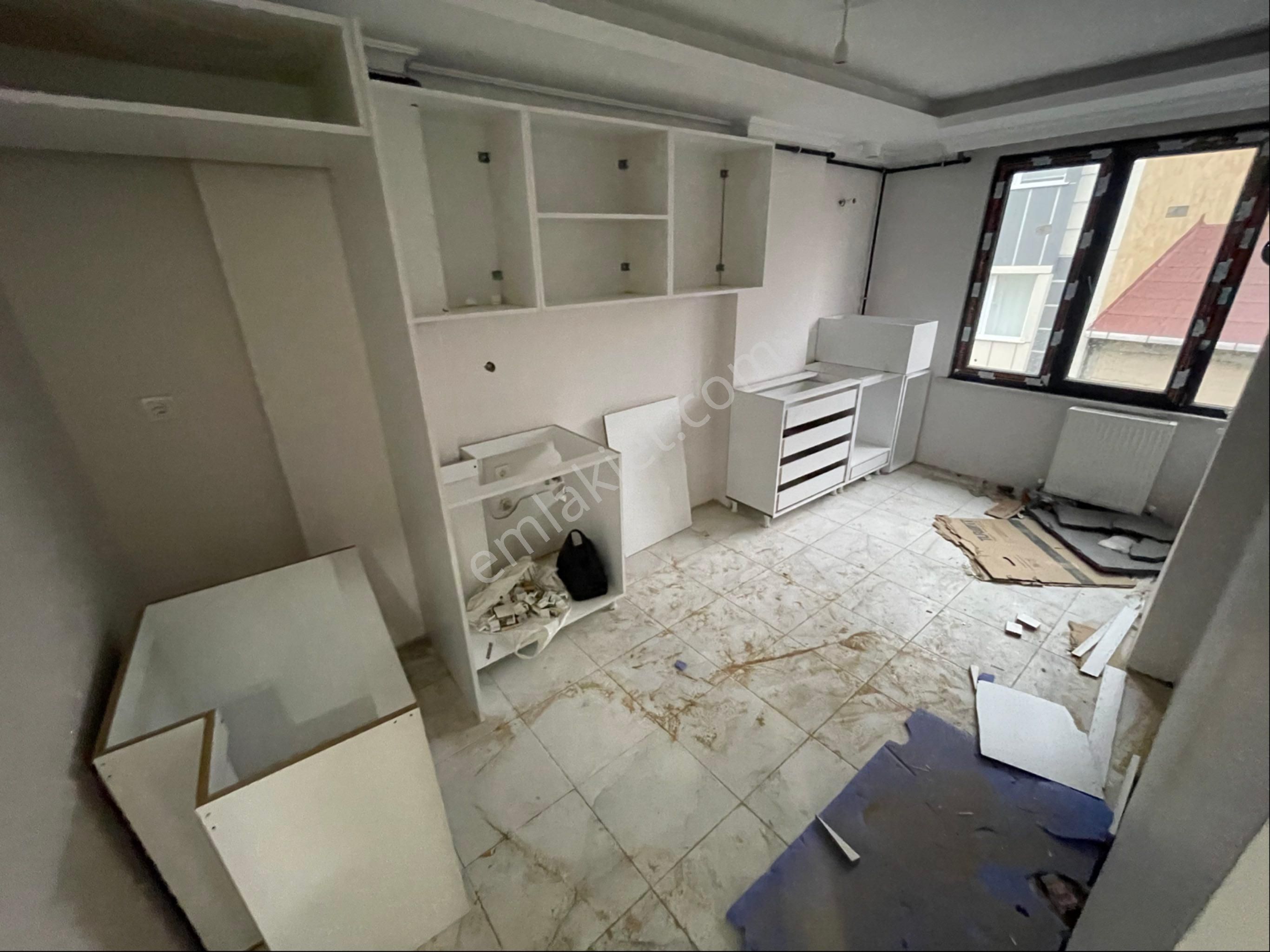 Sultangazi İsmetpaşa Mah 2+1 Ara Kat Güney Cephe - Görsel 4