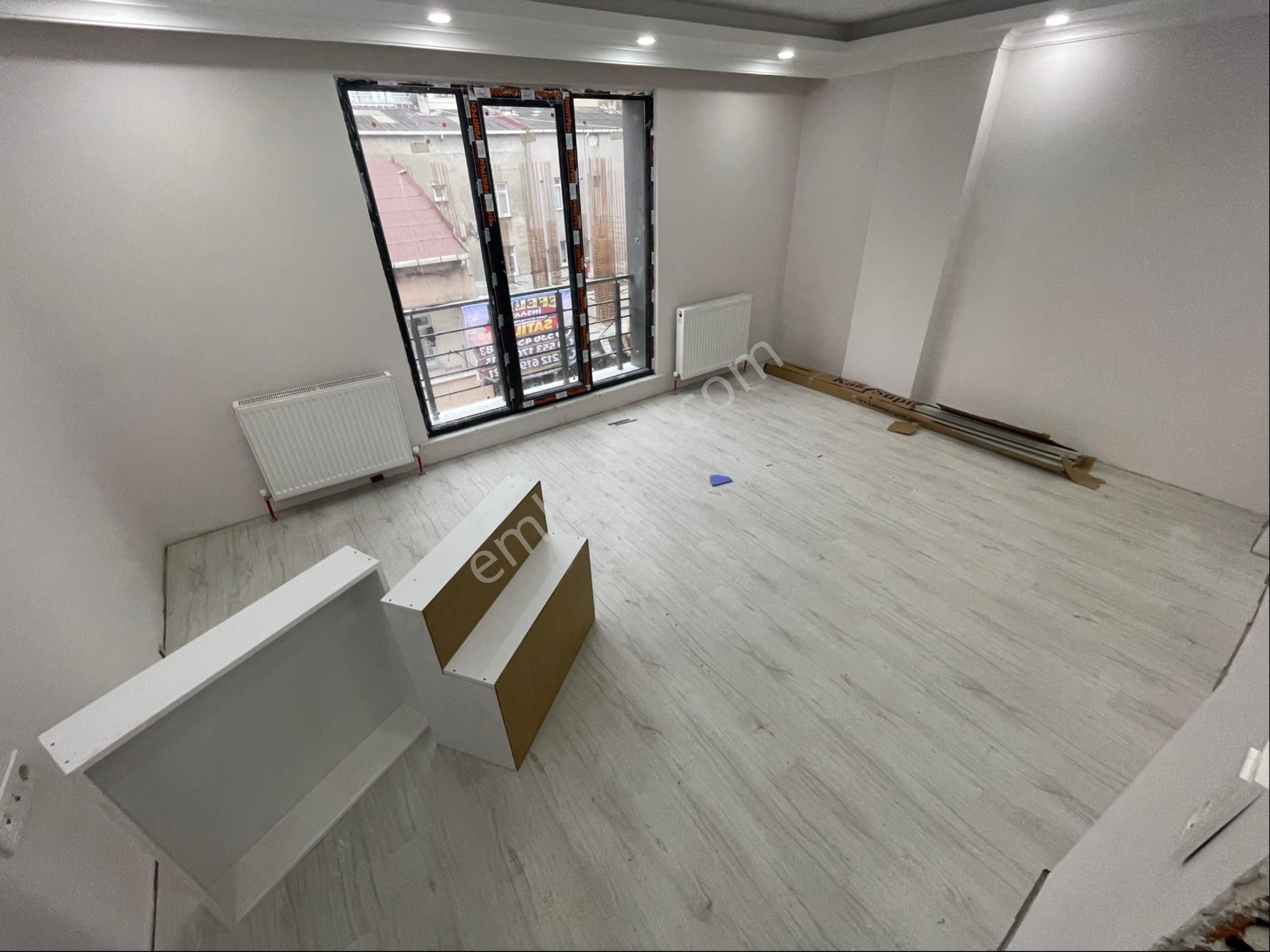 Sultangazi İsmetpaşa Mah 2+1 Ara Kat Güney Cephe - Görsel 3