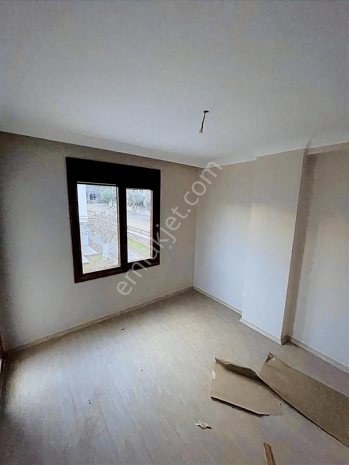 Modern Mimariyle Köşe Konforu 3+1 Havuzlu Villa - Görsel 4