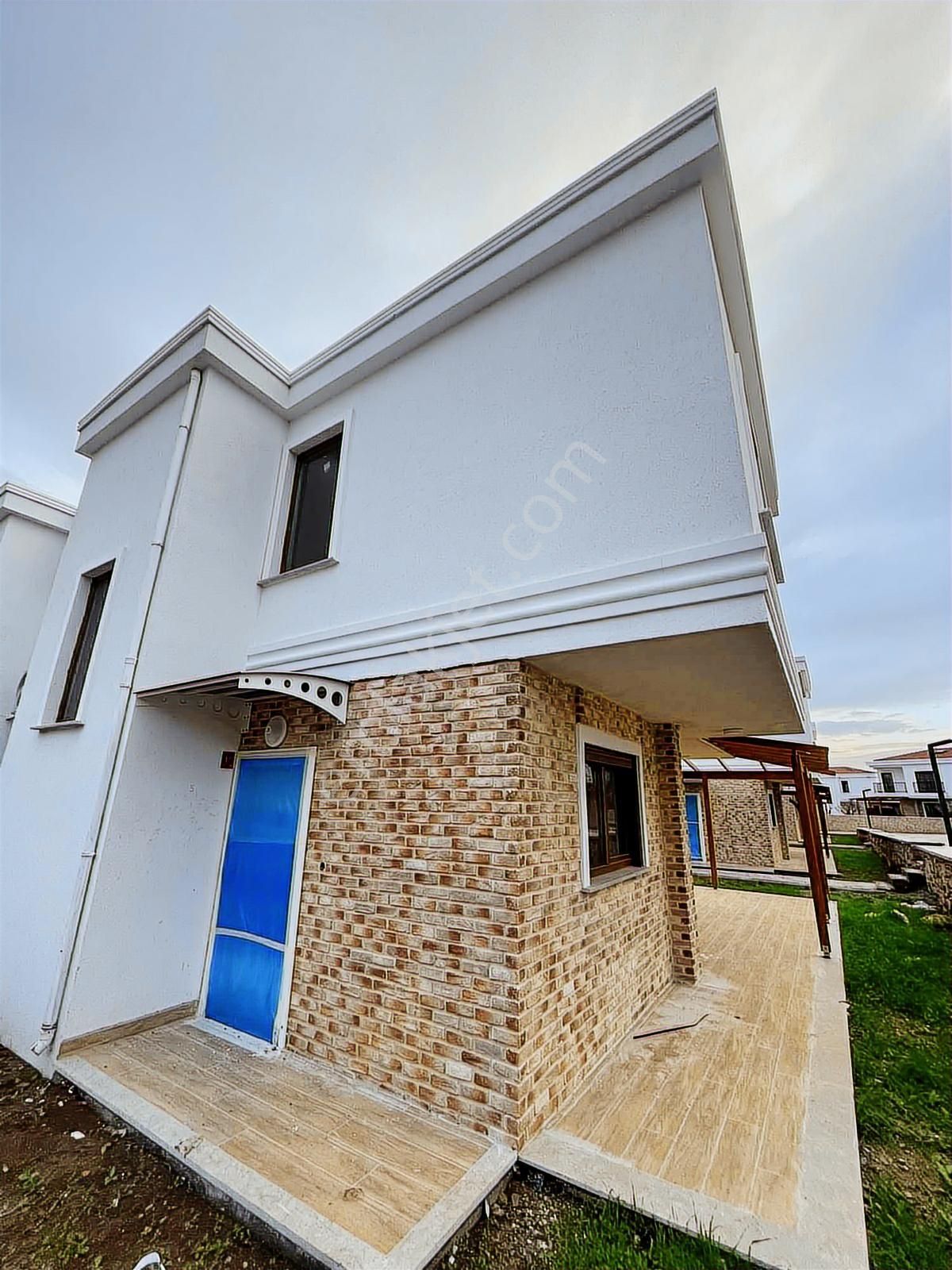 Modern Mimariyle Köşe Konforu 3+1 Havuzlu Villa - Görsel 15