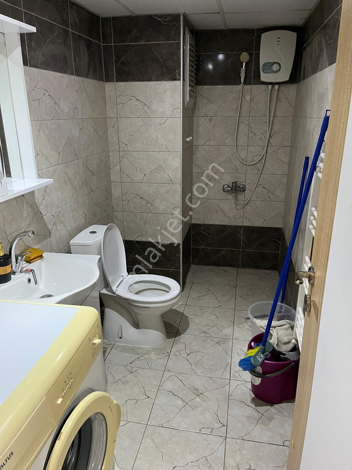 Miray Emlaktan İsabeyli Mahallesinde Eşyalı Kiralık 1+1 Daire - Görsel 25