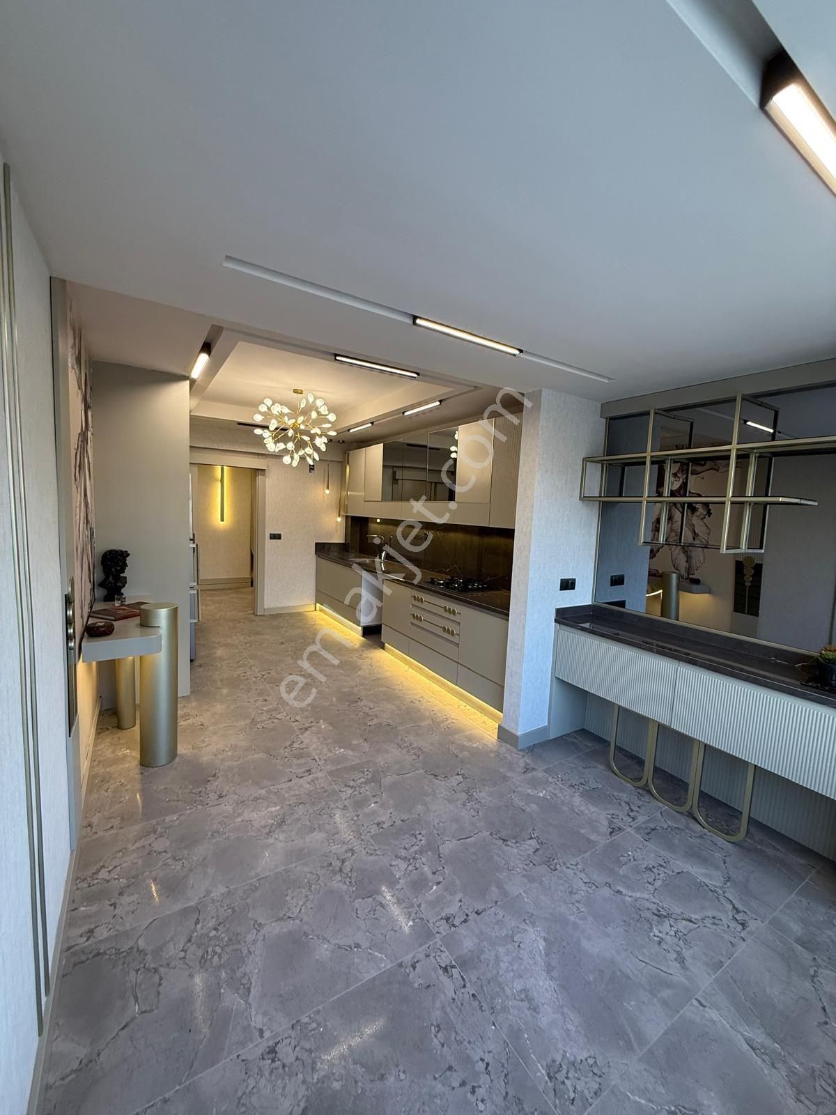 Alpaslan'da 3,5+1 Ultra Lüks Daireler