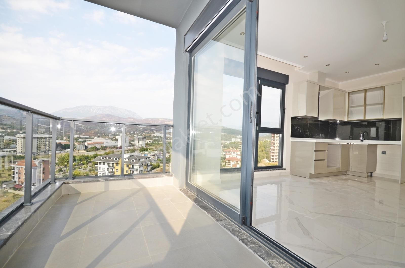 Alanya Demirtaş'da Satılık 1+1 Deniz Ve Havuz Manzaralı Dairemiz - Görsel 25