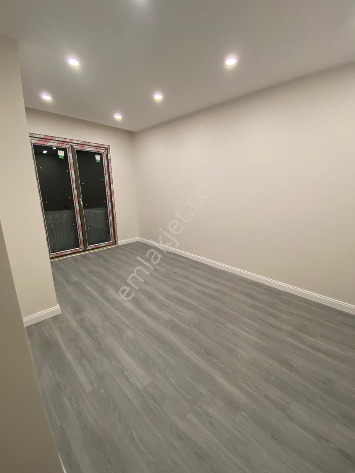 Merkezi Konumda Ferah Yaşam: Bakırköy Adliye Yakını Sıfır Lüks - Görsel 2