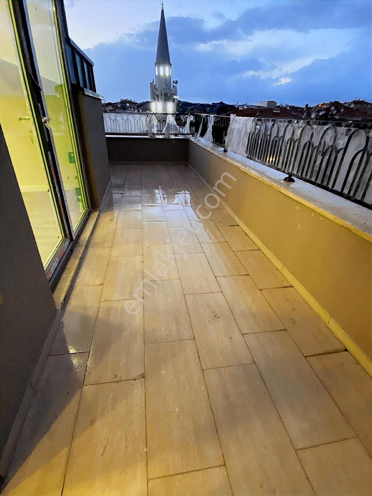 Merkezi Konumda Ferah Yaşam: Bakırköyde Yeni Dubleks Daire - Görsel 9