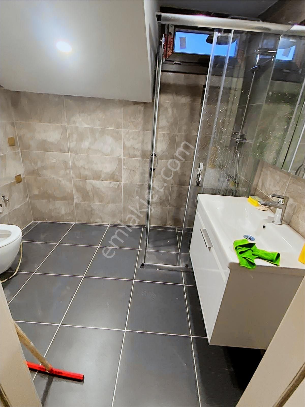 Merkezi Konumda Ferah Yaşam: Bakırköyde Yeni Dubleks Daire - Görsel 15