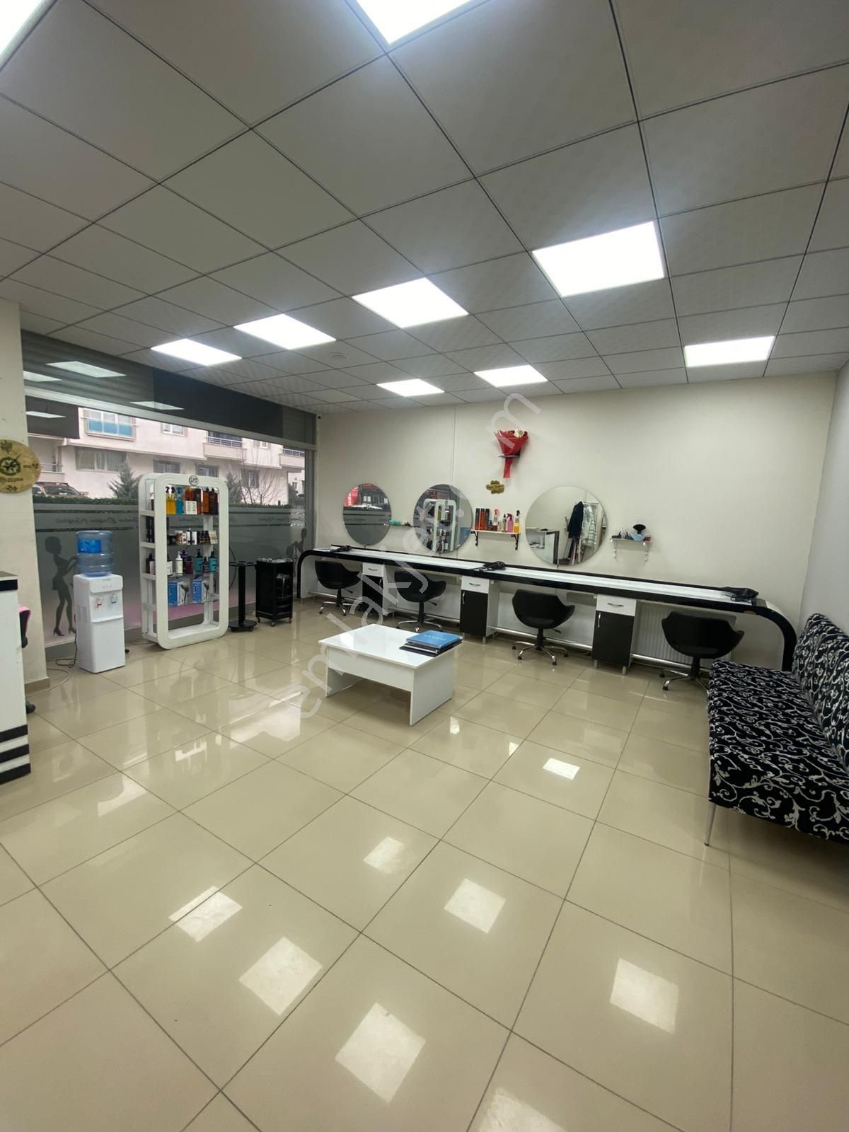Ankara Sincan Yenikent Fevzi Çakmak Mah. Devren Kiralık Bayan Kuaförü&güzellik Merkezi - Görsel 2