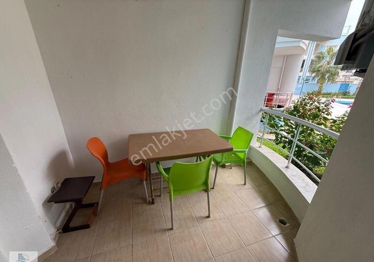 Didim Efeler Mahallesinde Havuzlu Site İçinde Yüksek Giriş 1+1 Eşyalı Daire - Görsel 8