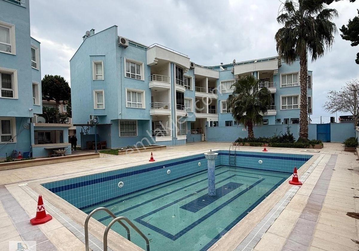 Didim Efeler Mahallesinde Havuzlu Site İçinde Yüksek Giriş 1+1 Eşyalı Daire