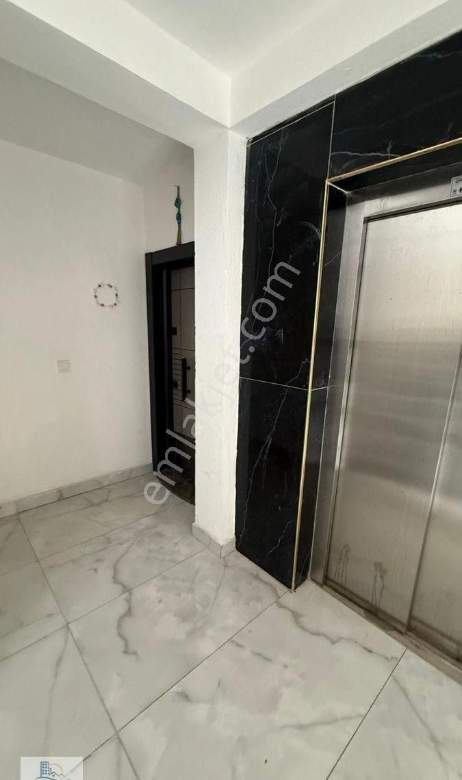 Hisar Mahallesinde Panaromik Deniz Manzaralı Asansörlü 2+1 Daire - Görsel 7