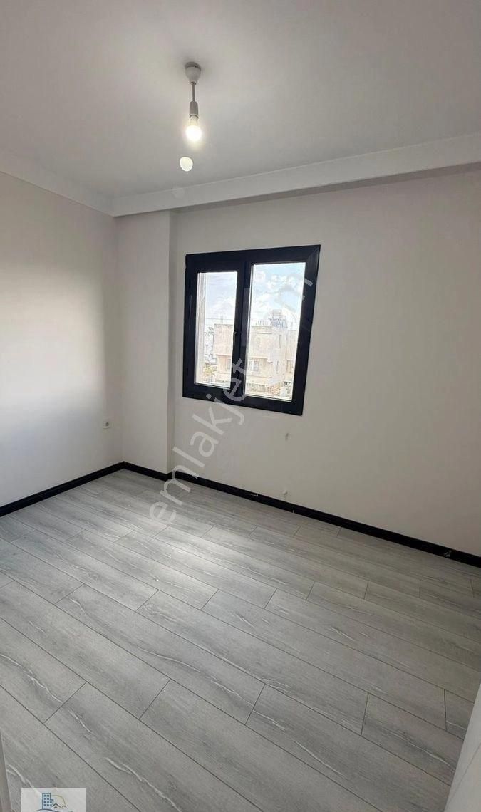 Hisar Mahallesinde Panaromik Deniz Manzaralı Asansörlü 2+1 Daire - Görsel 16