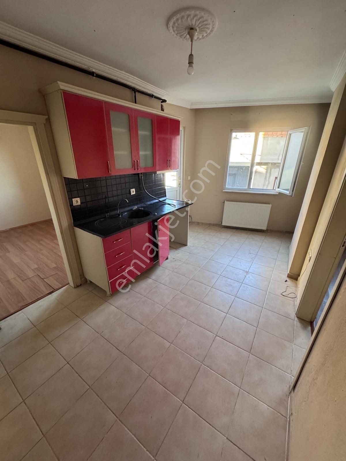 Ermax Kalkınmada Mahallesinde Kiralık 2+1 Daire