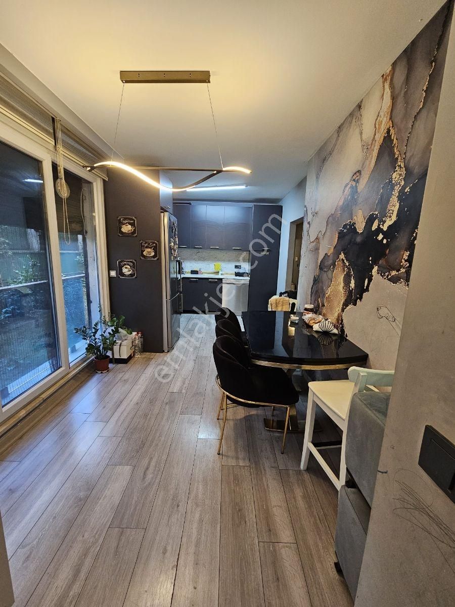 Şerifali'de Butik Sit. İçinde Havuzlu Bahçe Kullanımlı 4+1 - Görsel 2