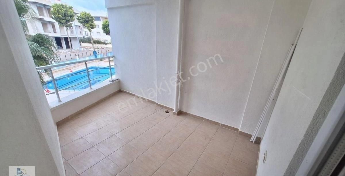 Didim Efeler Mahallesi’nde Güvenlikli Havuzlu Site İçerisinde 2 + 1 Daire - Görsel 12