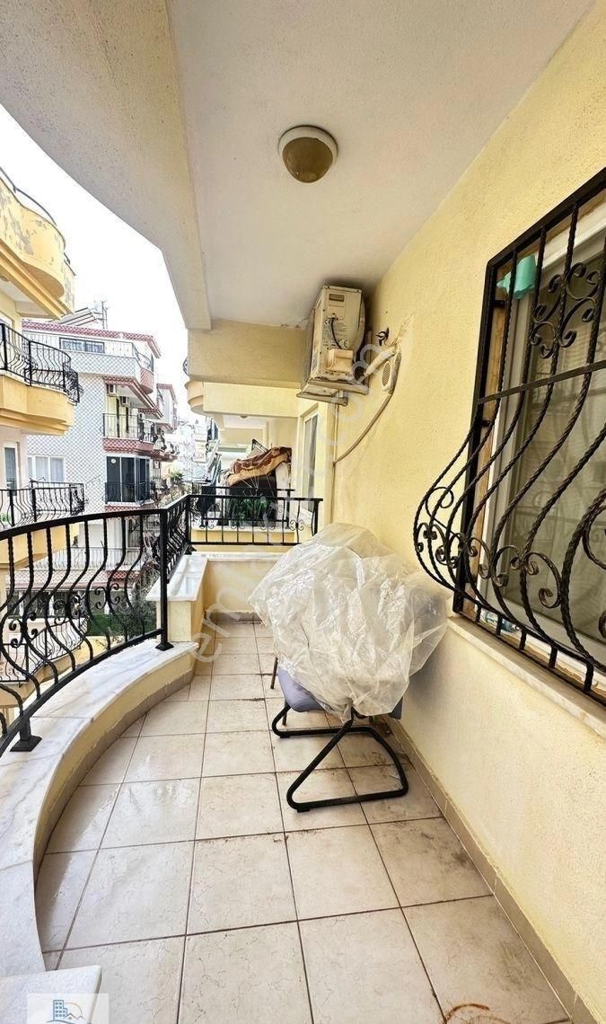 Altınkum’da Denize Yürüme Mesafesinde Ön Cephe 2 + 1 Eşyalı Daire - Görsel 14