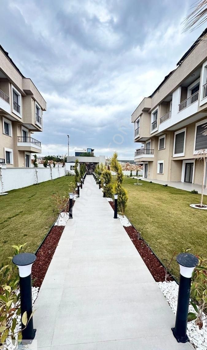 Didim Cumhuriyet Mahallesinde Güvenlikli Havuzlu Asansörlü 2+1 Daire - Görsel 8