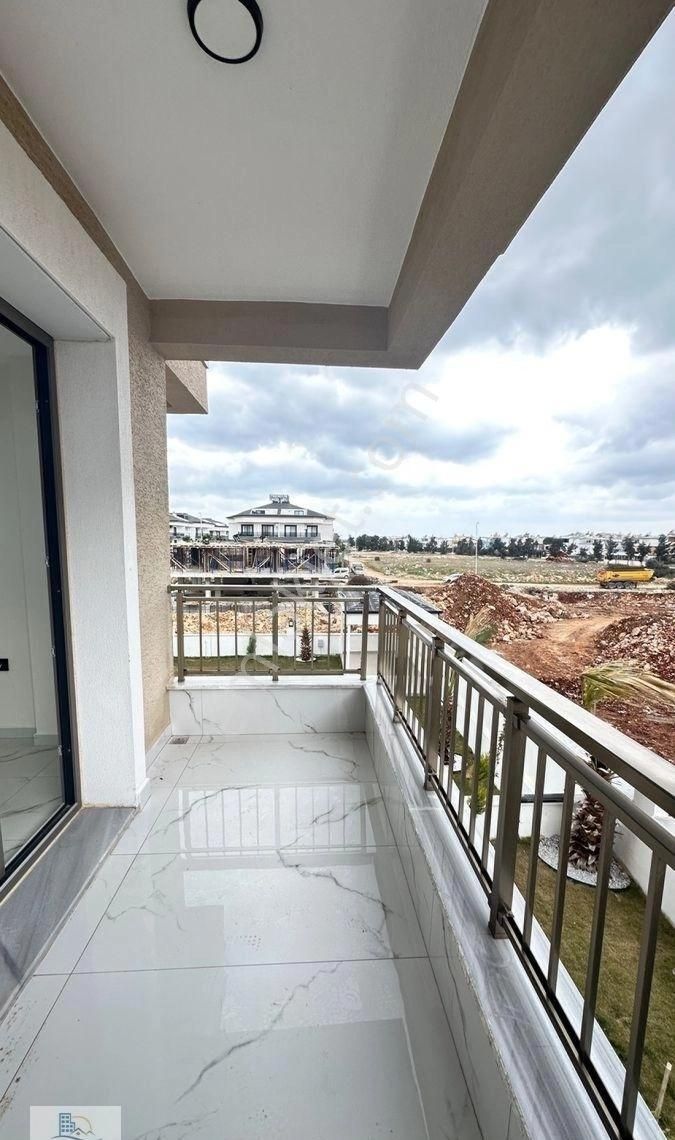 Didim Cumhuriyet Mahallesinde Güvenlikli Havuzlu Site İçerisinde 1+1 Daire - Görsel 20