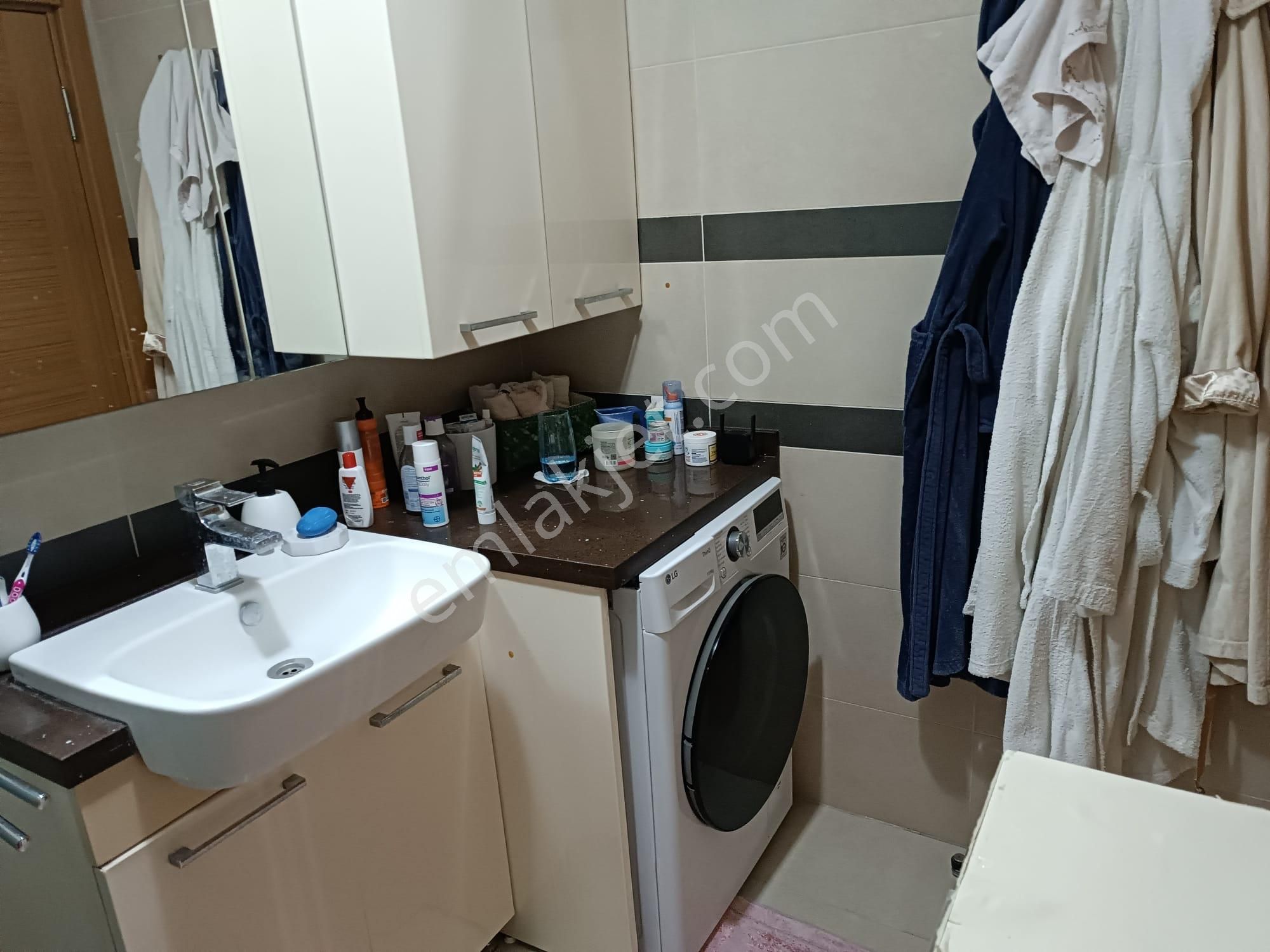 Zuhuratbaba Da Karotu Alınmış Yıkılacak Bina Kat 1 Meydana Ve Marmaraya Yakın - Görsel 18