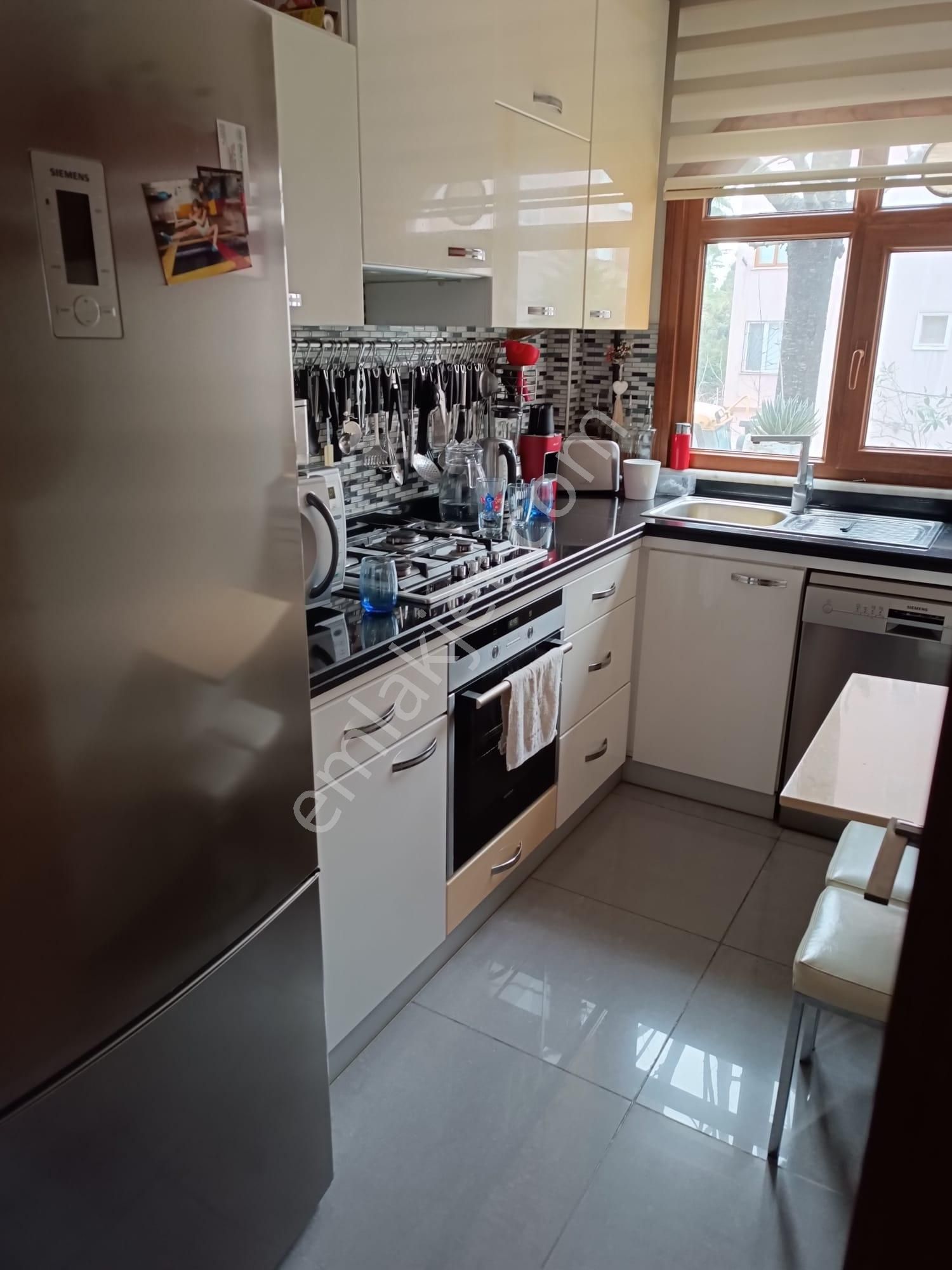 Zuhuratbaba Da Karotu Alınmış Yıkılacak Bina Kat 1 Meydana Ve Marmaraya Yakın - Görsel 8