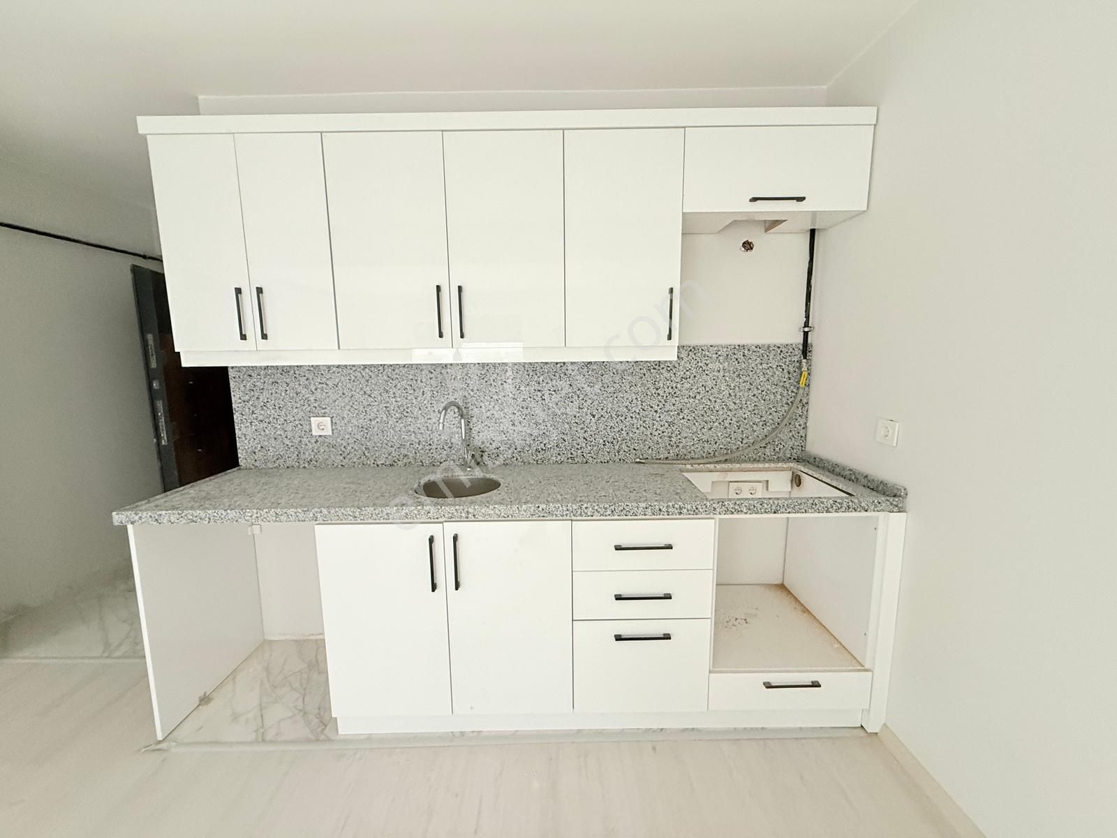 Altıntepe De Kızılay Yakını Ara Kat Sıfır 1+1 Kiralık Daire - Görsel 10