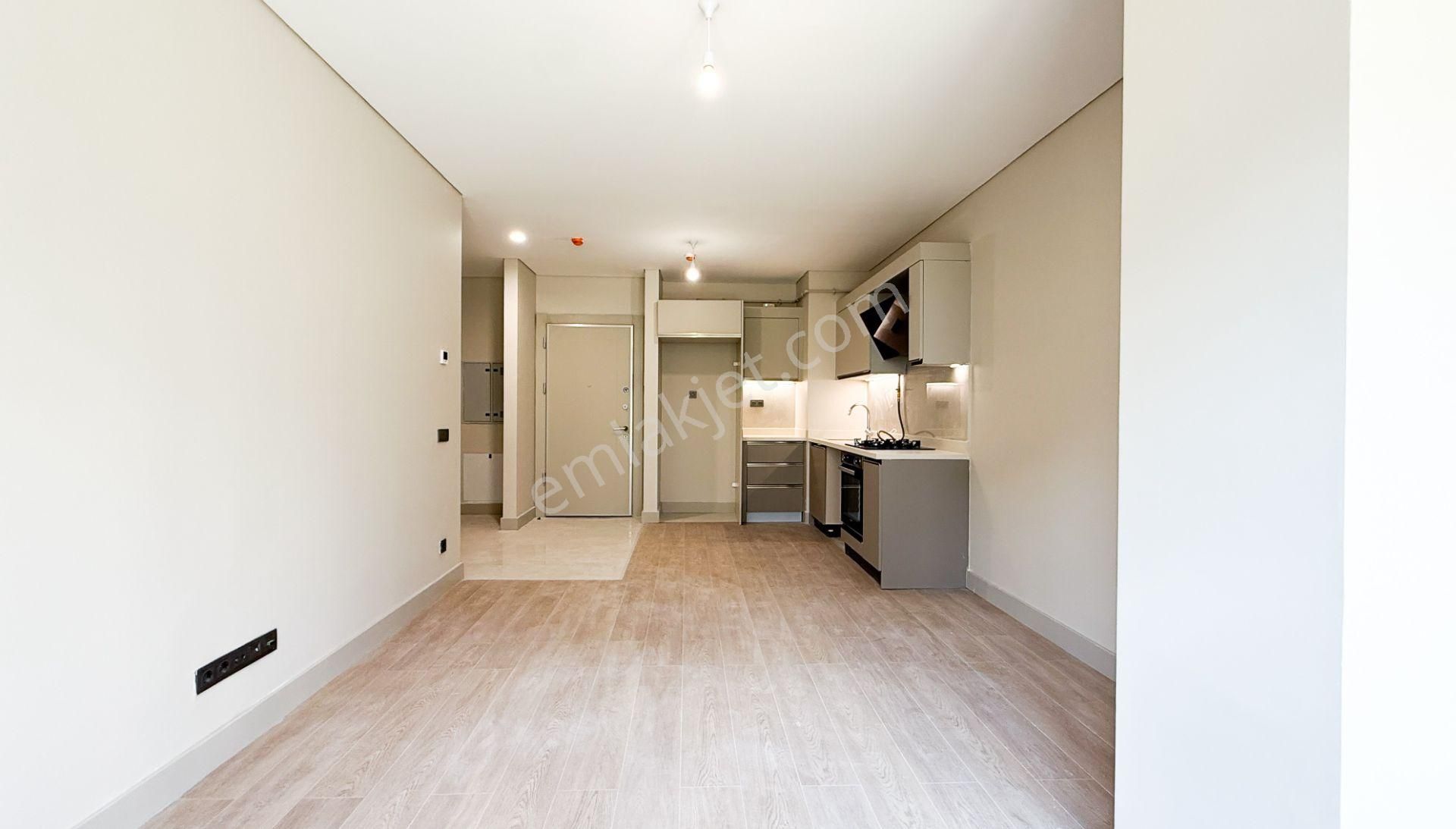 C21 Bal 'dan Emlak Konutta Kiralık 1+1 Daire - Görsel 19