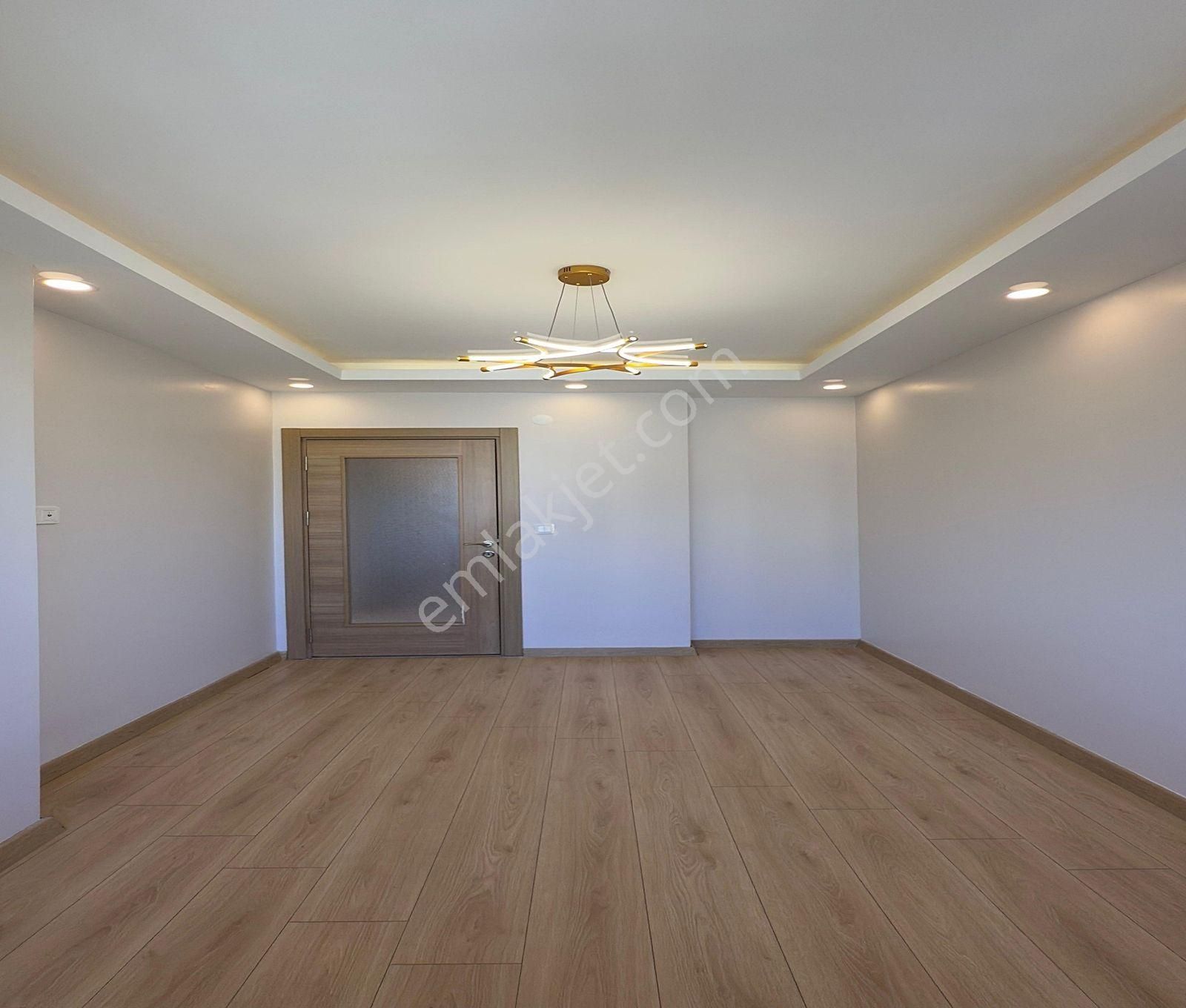 Beylikdüzü Cumhuriyet Mahallesi Gezgen İnşaat'tan 2+1 Satılık Daire - Görsel 32