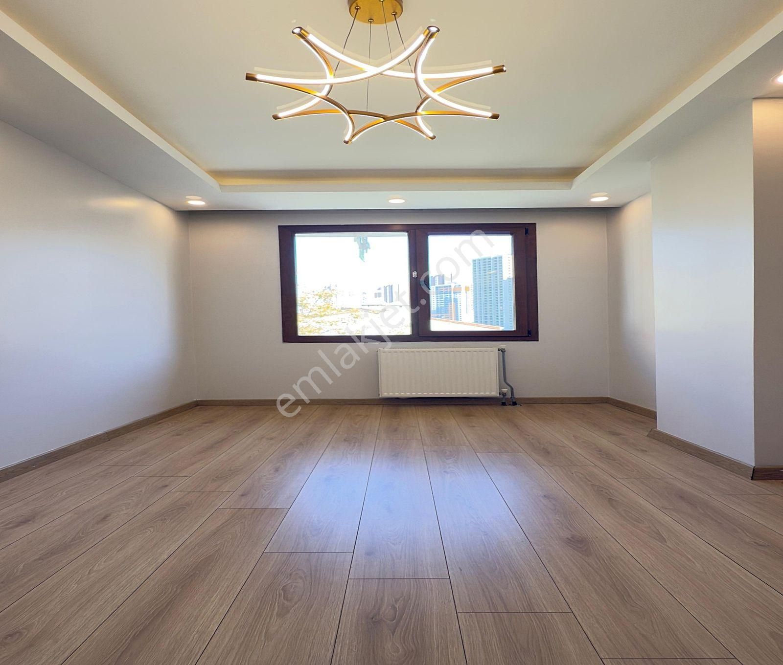 Beylikdüzü Cumhuriyet Mahallesi Gezgen İnşaat'tan 2+1 Satılık Daire - Görsel 12