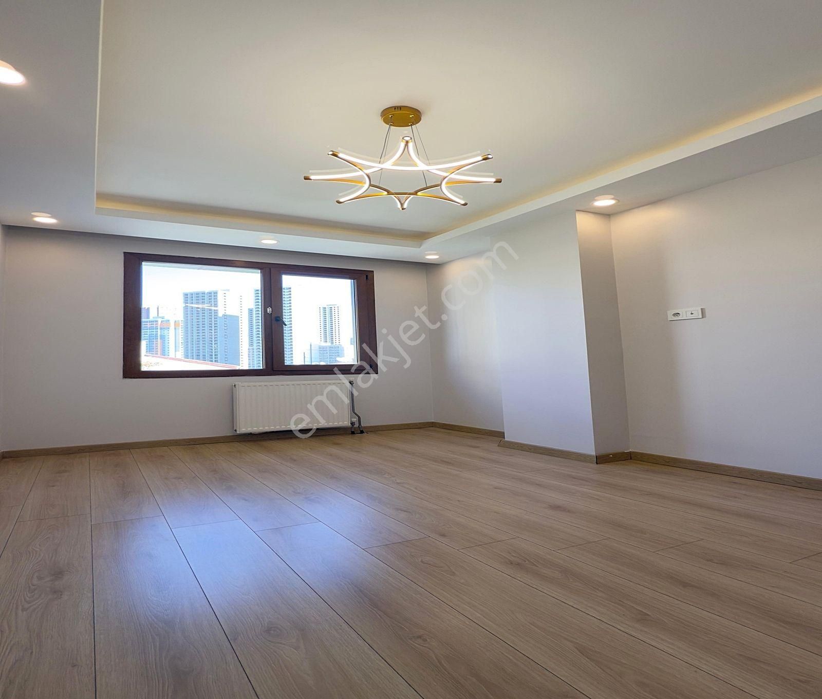 Beylikdüzü Cumhuriyet Mahallesi Gezgen İnşaat'tan 2+1 Satılık Daire - Görsel 16