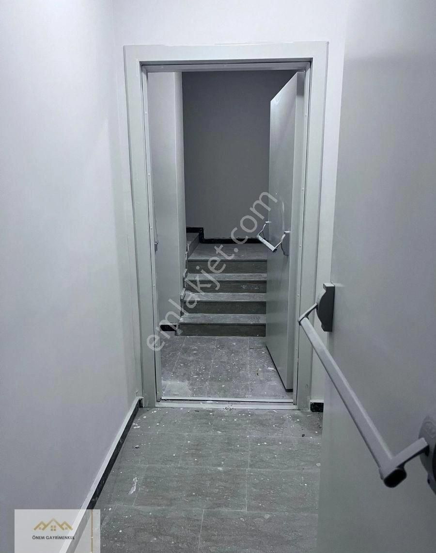 Önem Gayrimenkul'den Mükemmel Konumda Satılık 2+1 Site İçi Daire - Görsel 5