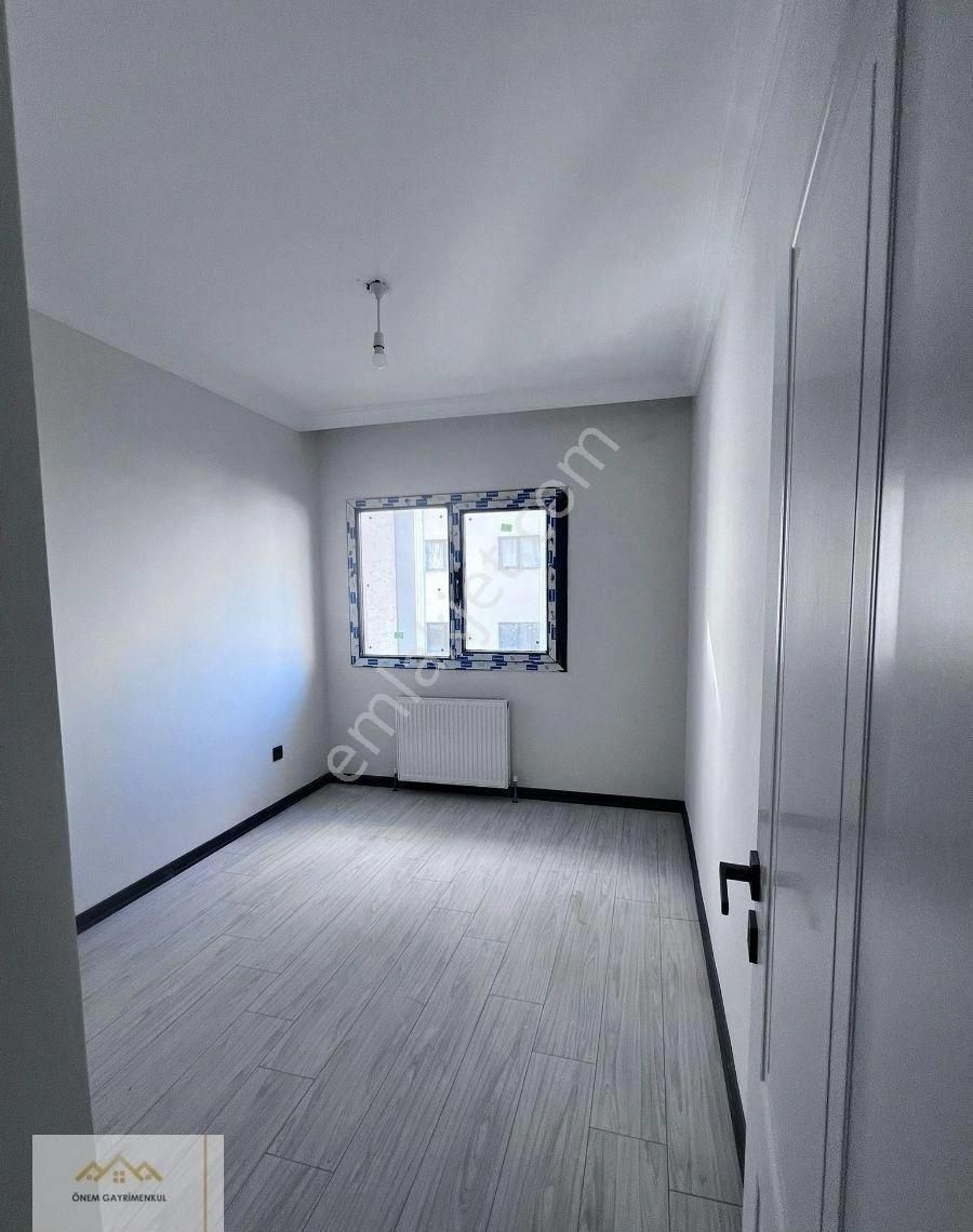 Önem Gayrimenkul'den Mükemmel Konumda Satılık 2+1 Site İçi Daire - Görsel 4