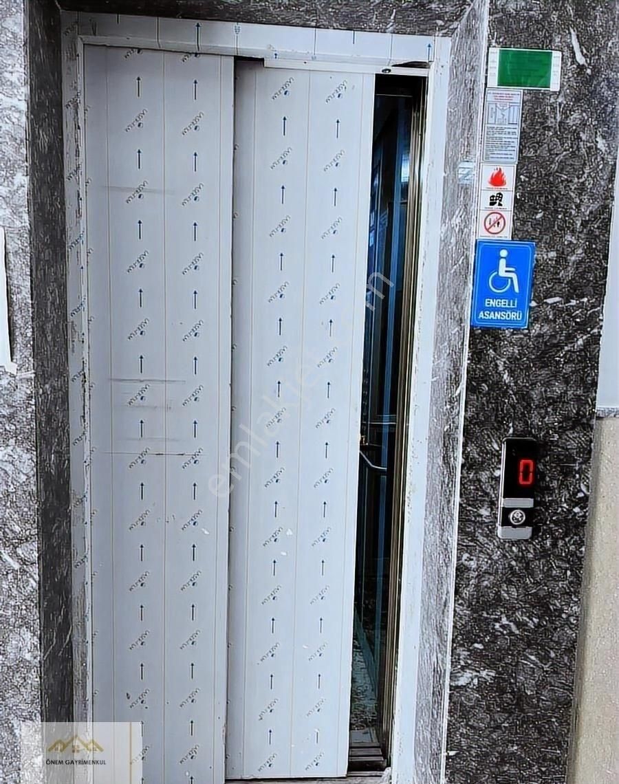 Önem Gayrimenkul'den Mükemmel Konumda Satılık 2+1 Site İçi Daire - Görsel 2