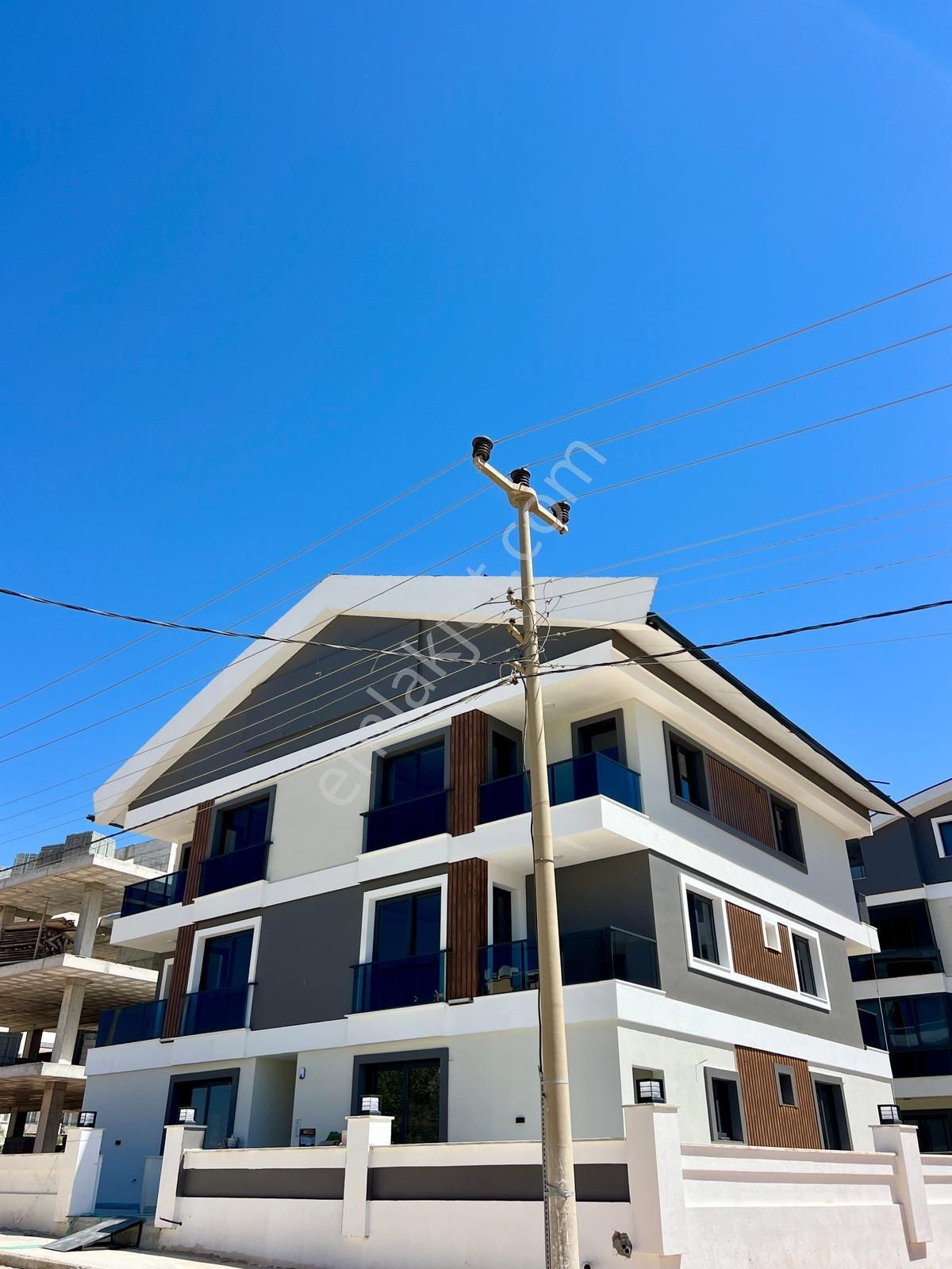 Didim Hisar Mahallesi’nde Sıfır Binada Ayrı Mutfaklı Masrafsız 2+1 Satılık Daire - Görsel 3