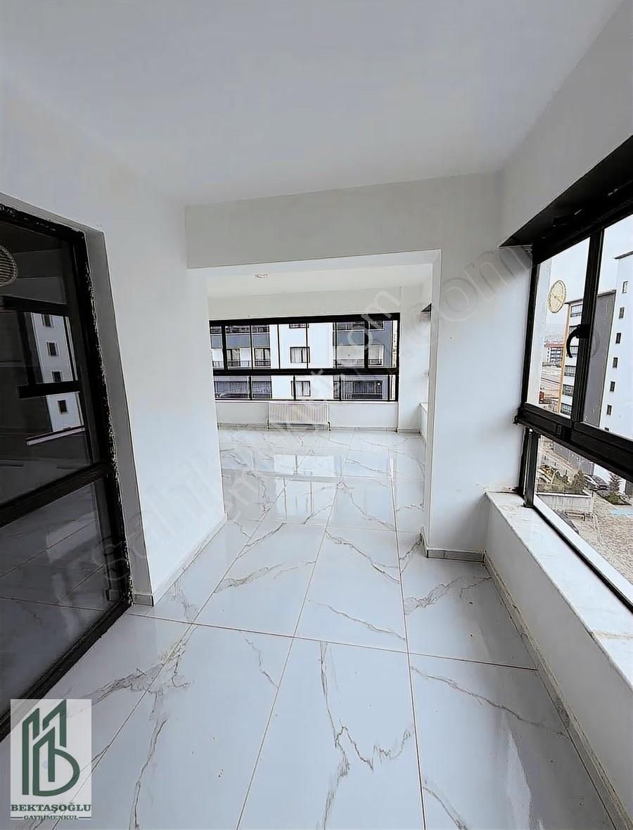 Gölbaşı Hayat Sitesi Ultra Lüks 4+1 240m2 Net Fırsat Daire - Görsel 3